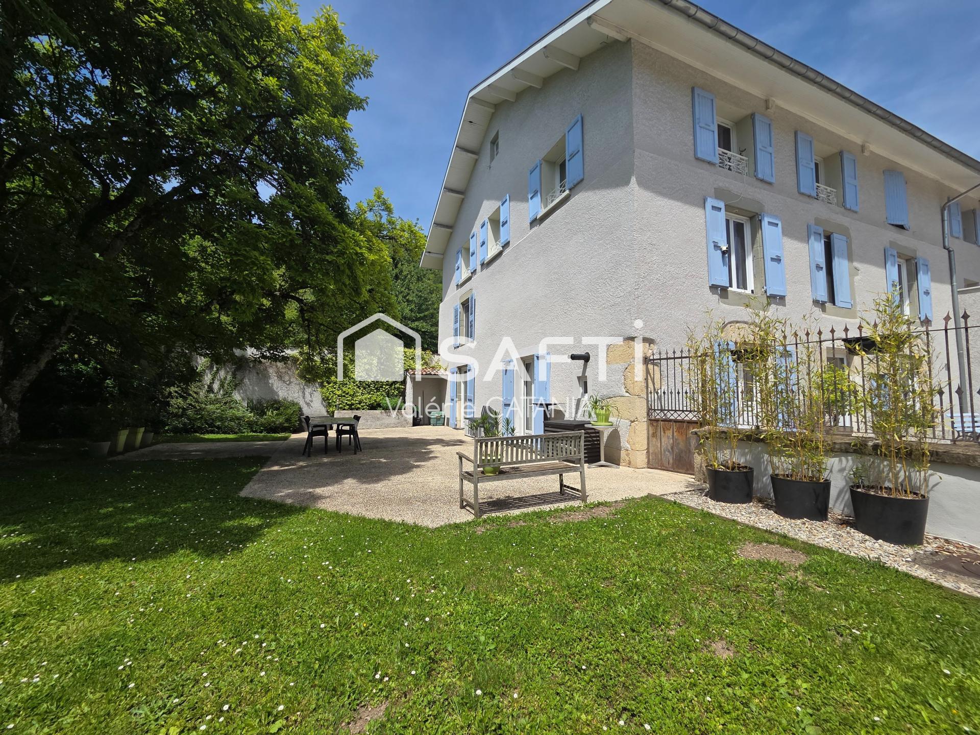Photo SAFTI — Maison 12 pièces, 300 m² à Tullins