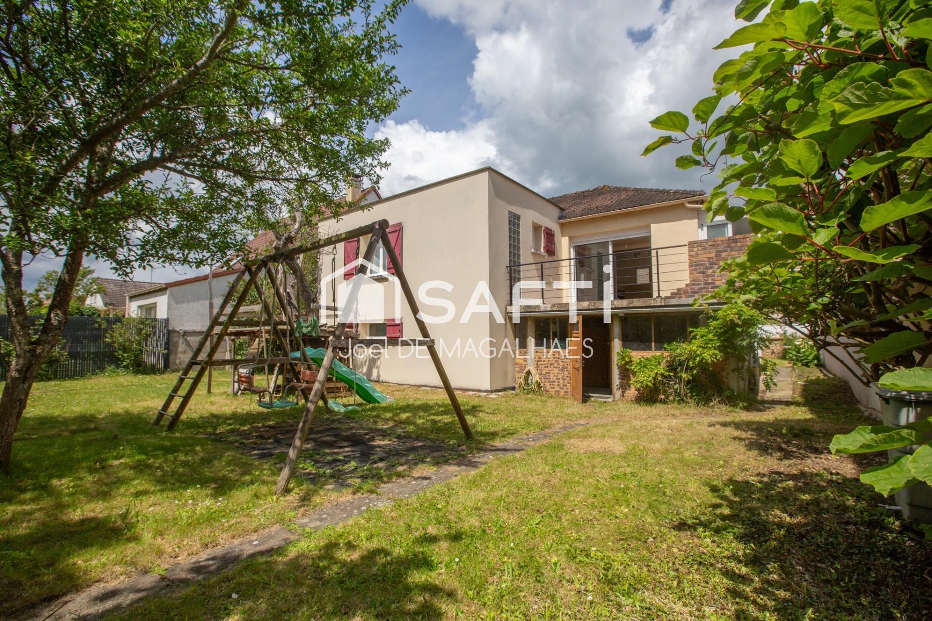 Photo SAFTI — Maison 8 pièces, 135 m² à La Verriere