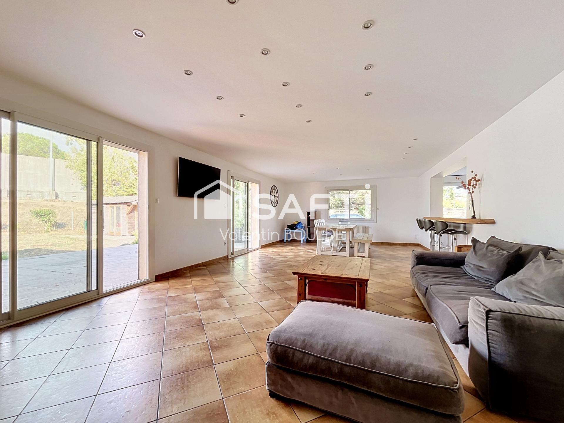Photo SAFTI — Maison 6 pièces, 162 m² à Ambares Et Lagrave 4