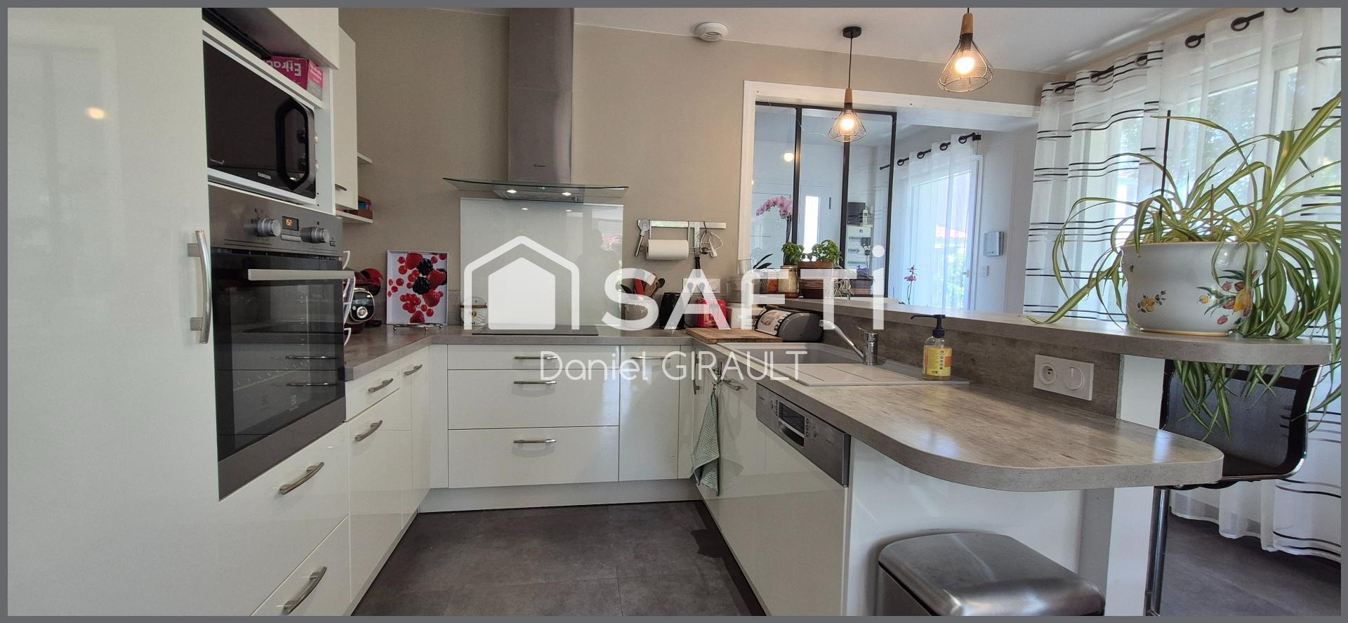 Photo SAFTI — Maison 6 pièces, 151 m² à Saujon 2