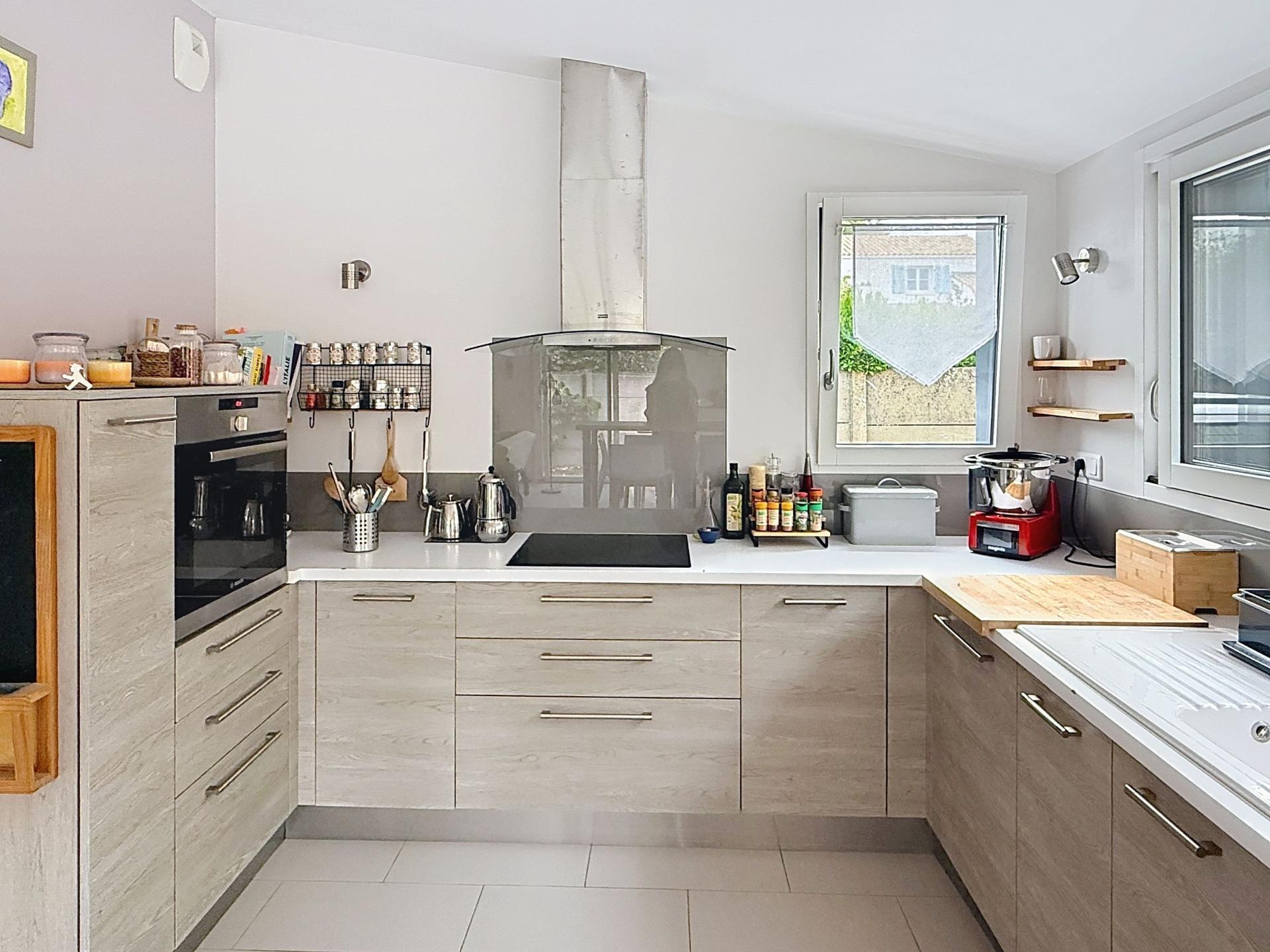 Photo SAFTI — Maison 6 pièces, 142 m² à Angoulins 4