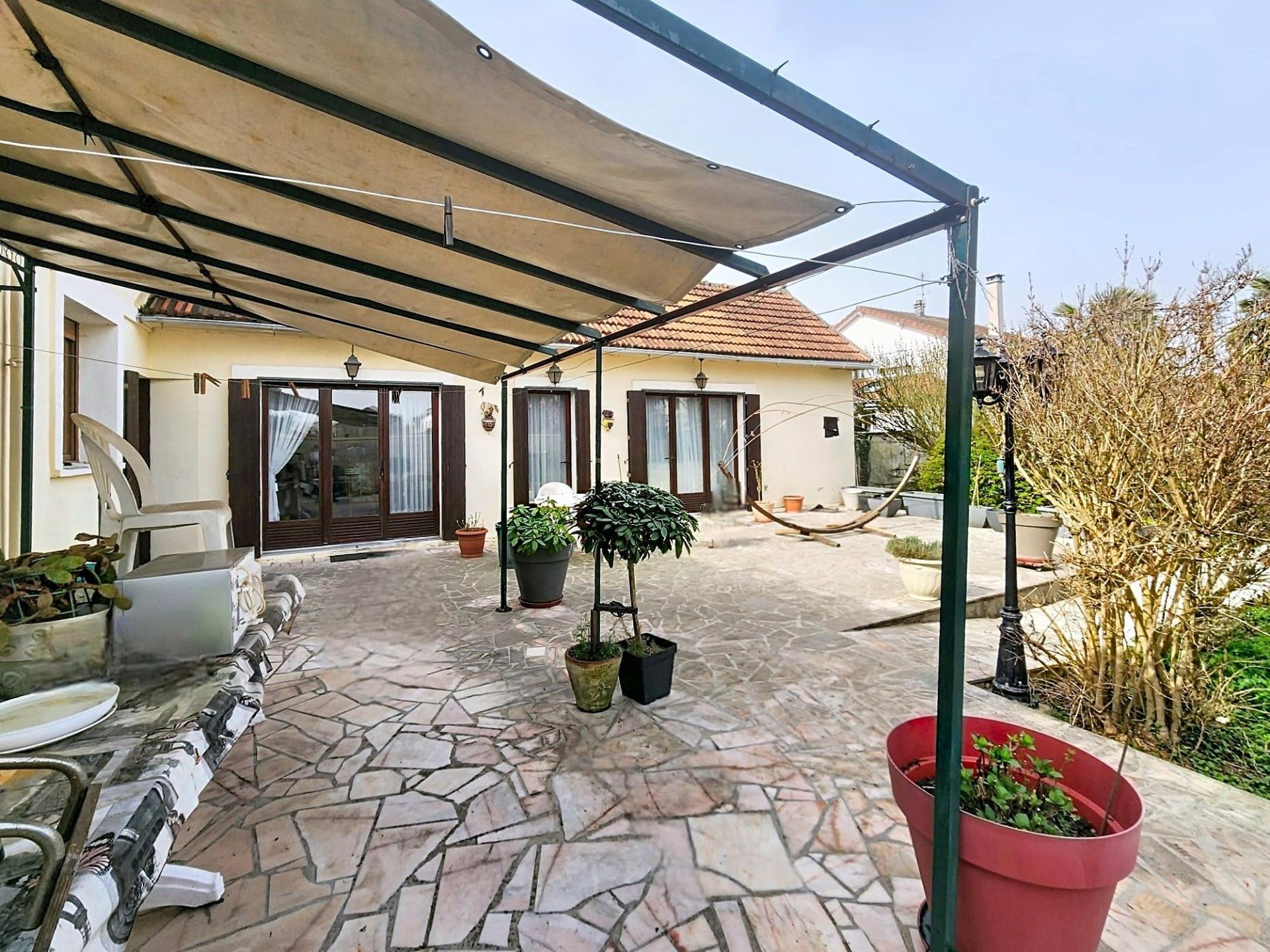 Photo SAFTI — Maison 4 pièces, 85 m² à Morangis 4
