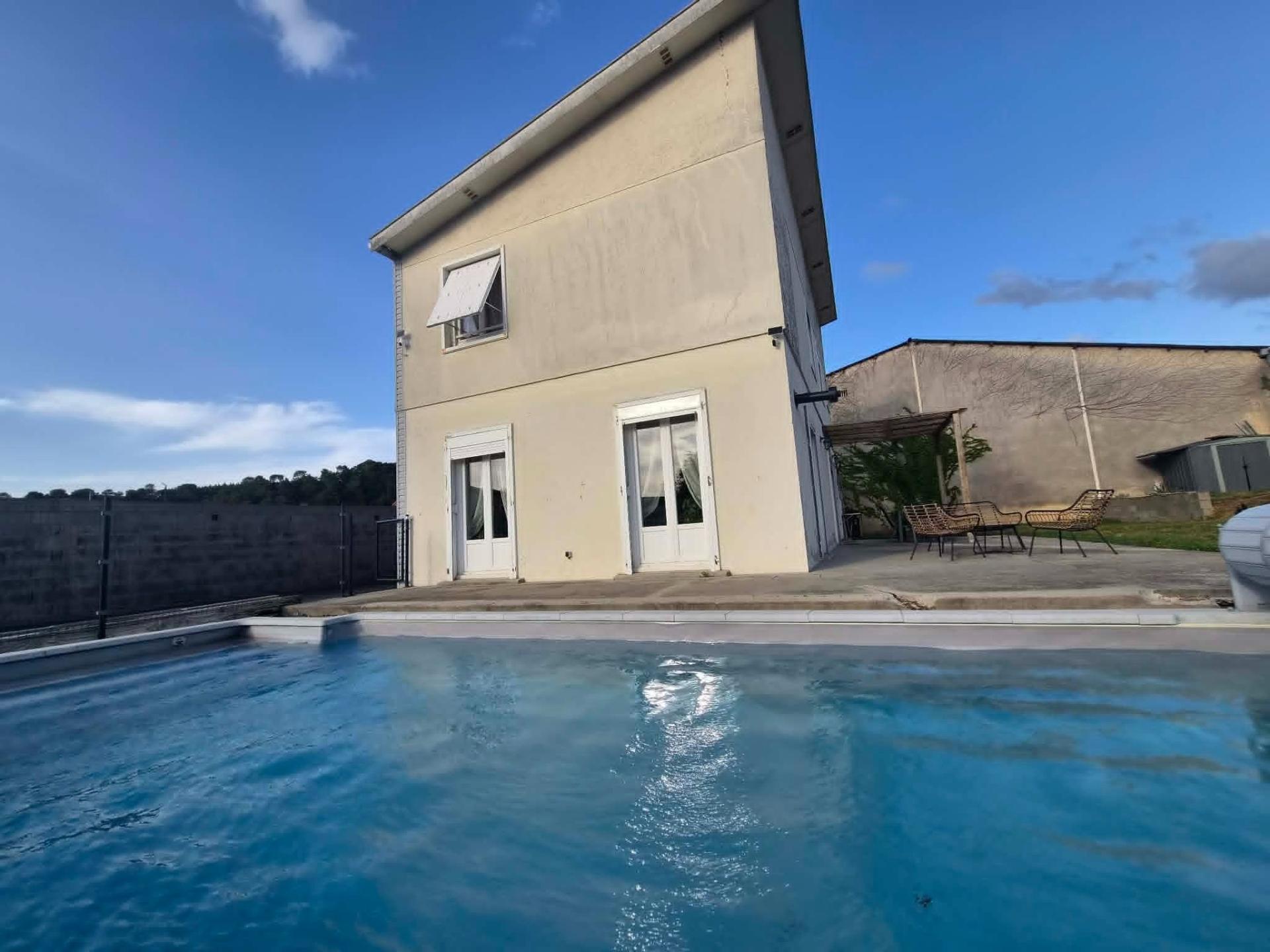 Maison 5 pièces 113 m² · à Mazamet · 113 m² · 180 000 €