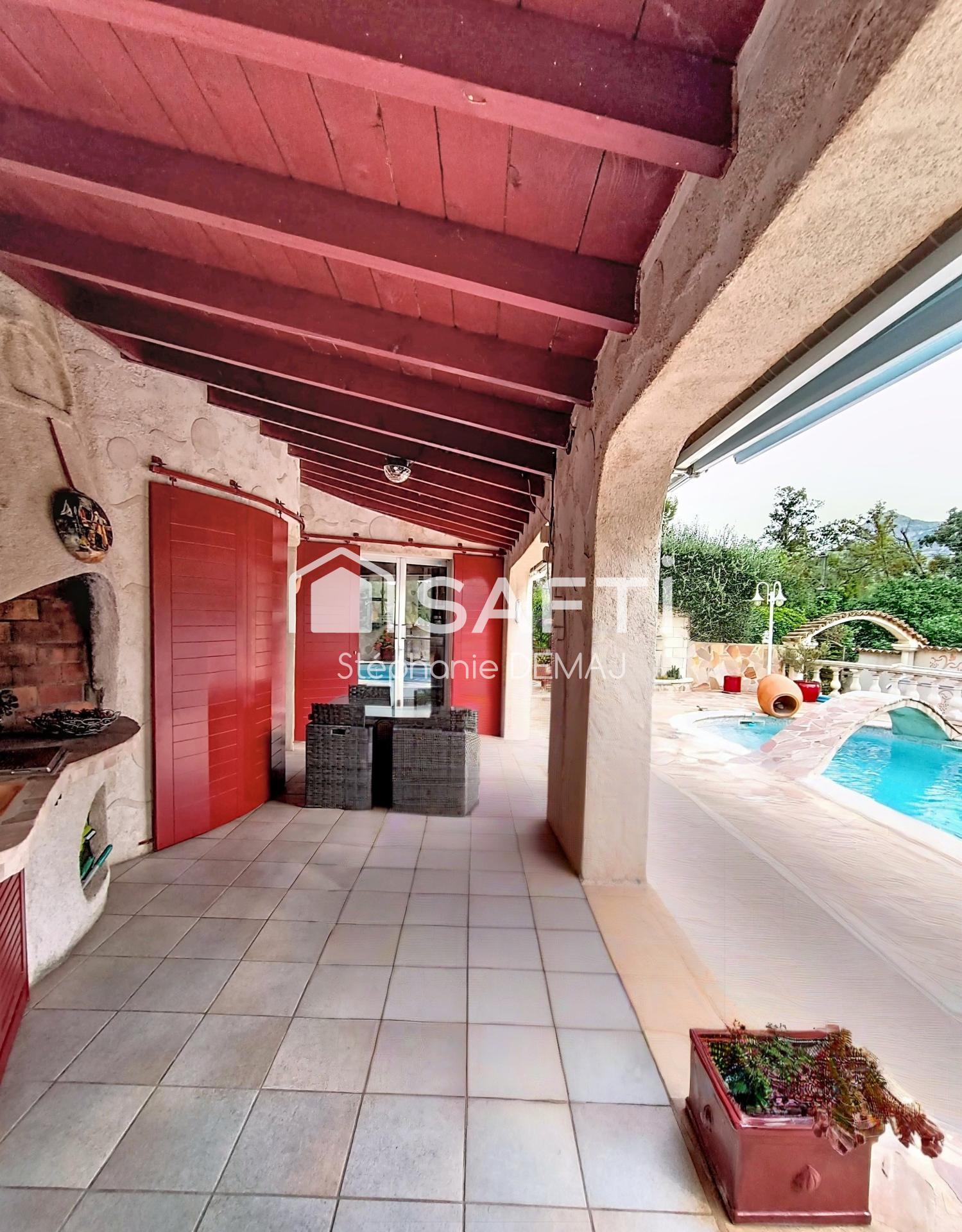 Photo SAFTI — Maison 4 pièces, 150 m² à Le Muy 4