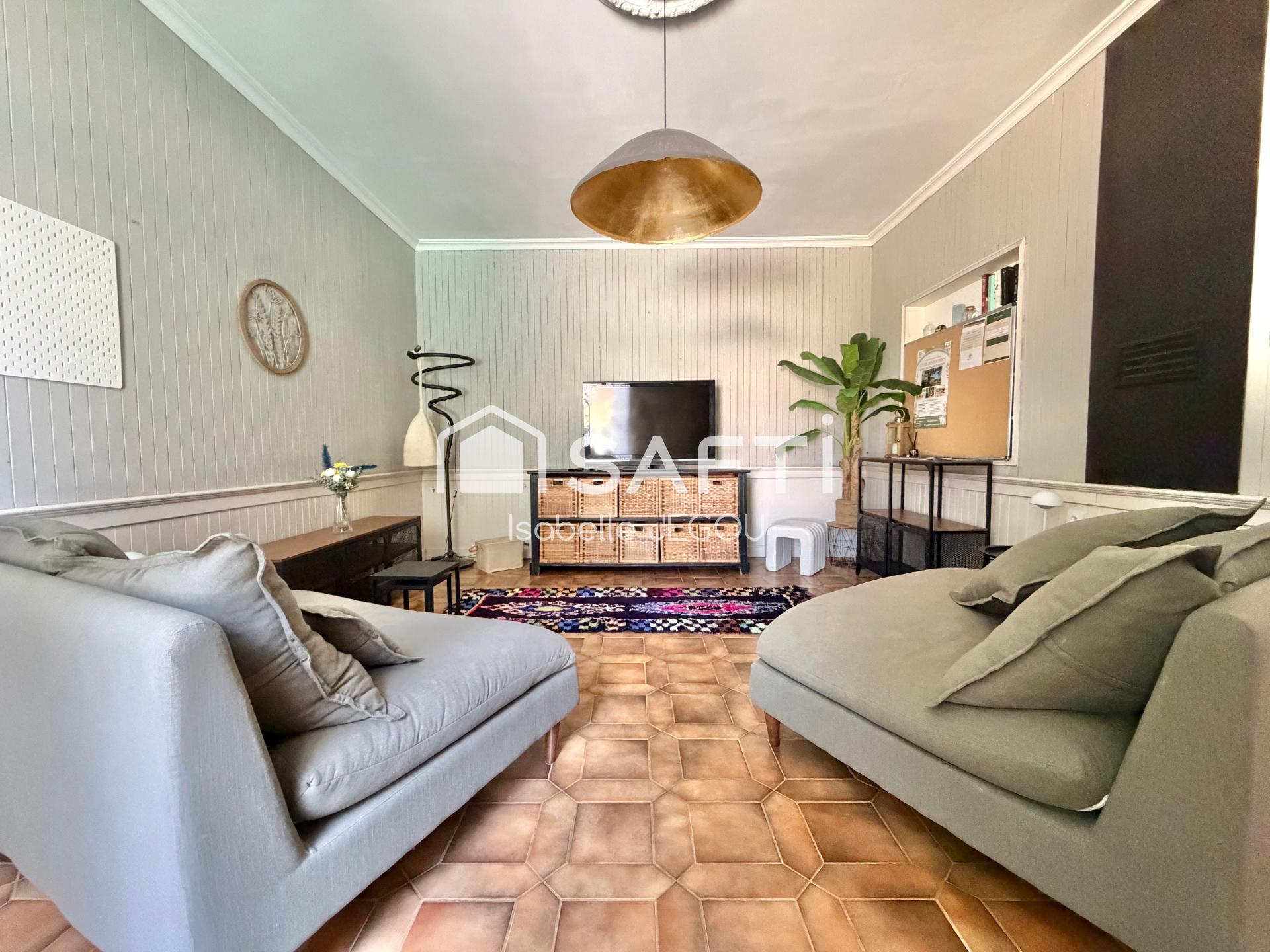 Photo SAFTI — Maison 8 pièces, 211 m² à Salles 3