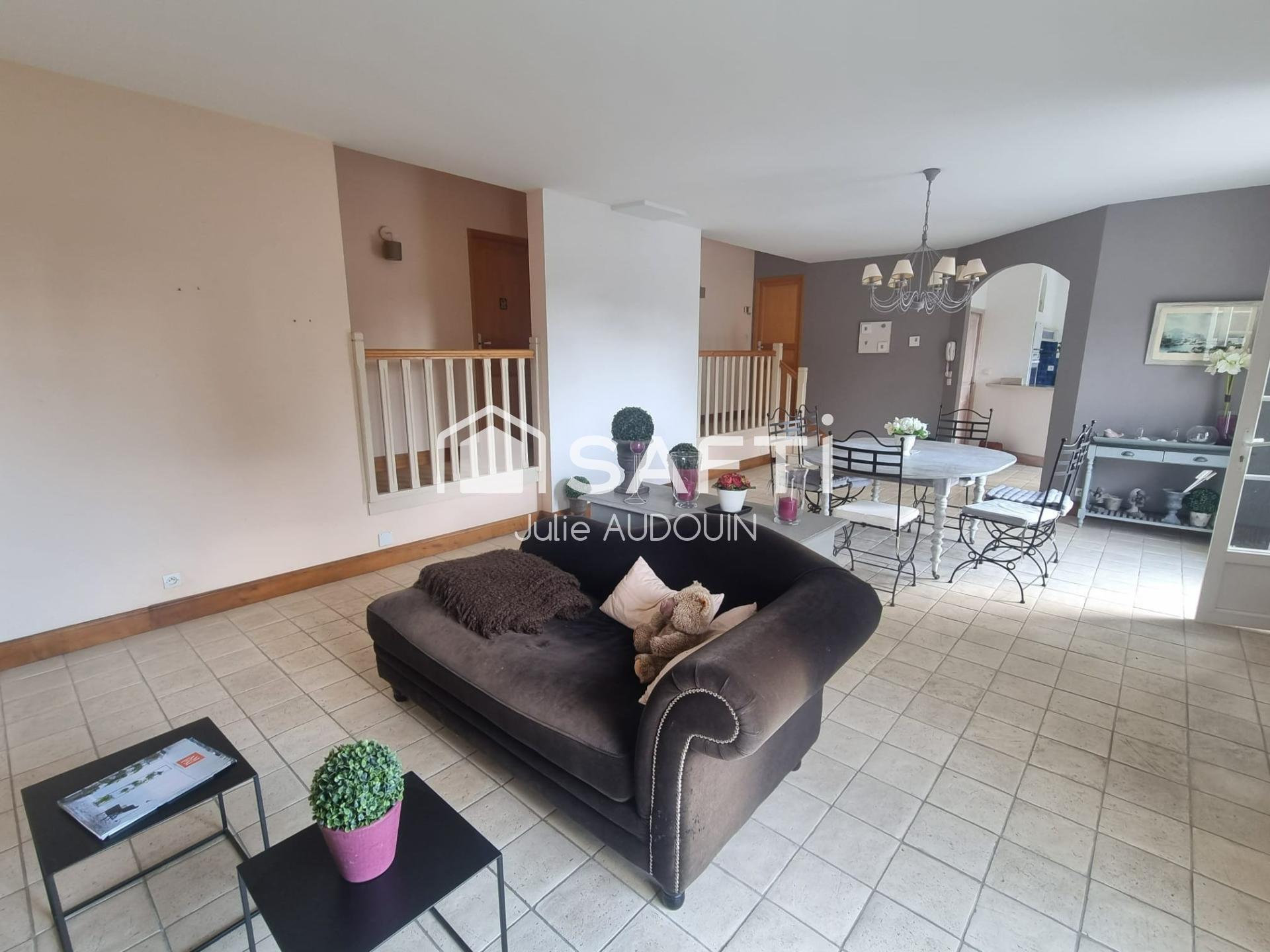 Pavillon atypique de 143 m² sur son parc d'exception - 10 min de MATHA