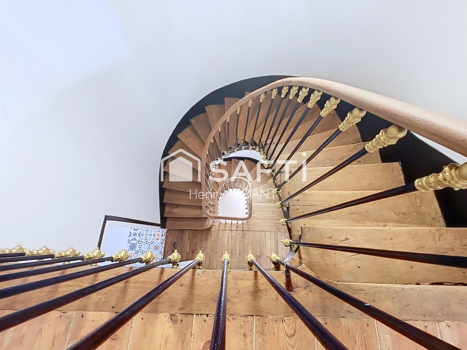 Photo SAFTI — Maison 12 pièces, 230 m² à Limoges