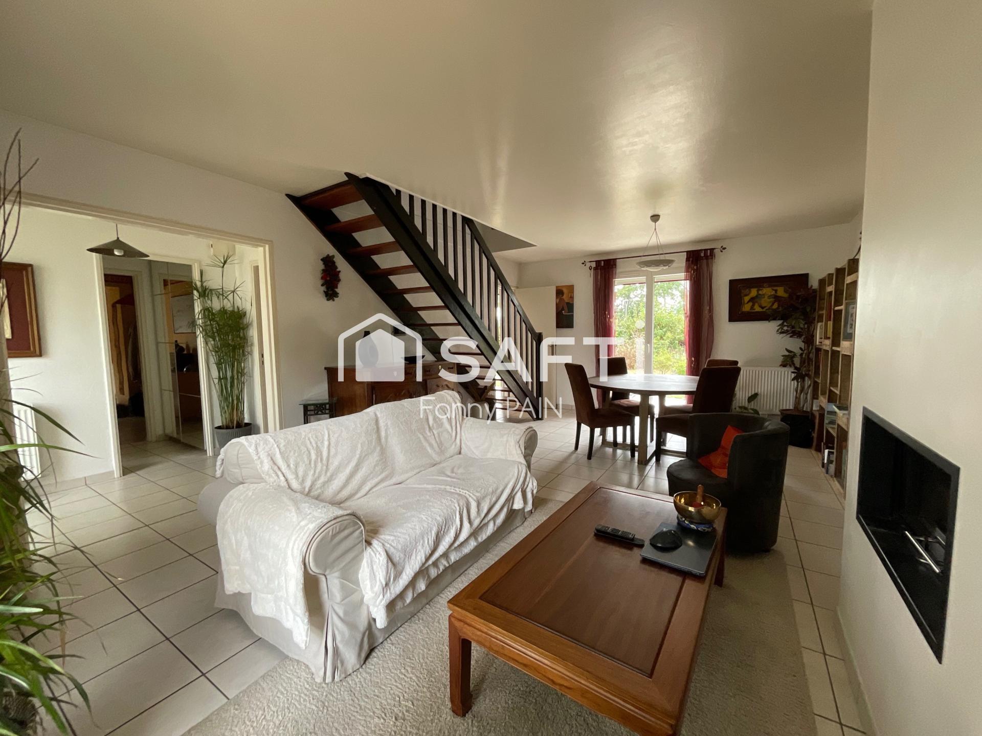 Photo SAFTI — Maison 7 pièces, 145 m² à Montlouis Sur Loire 3