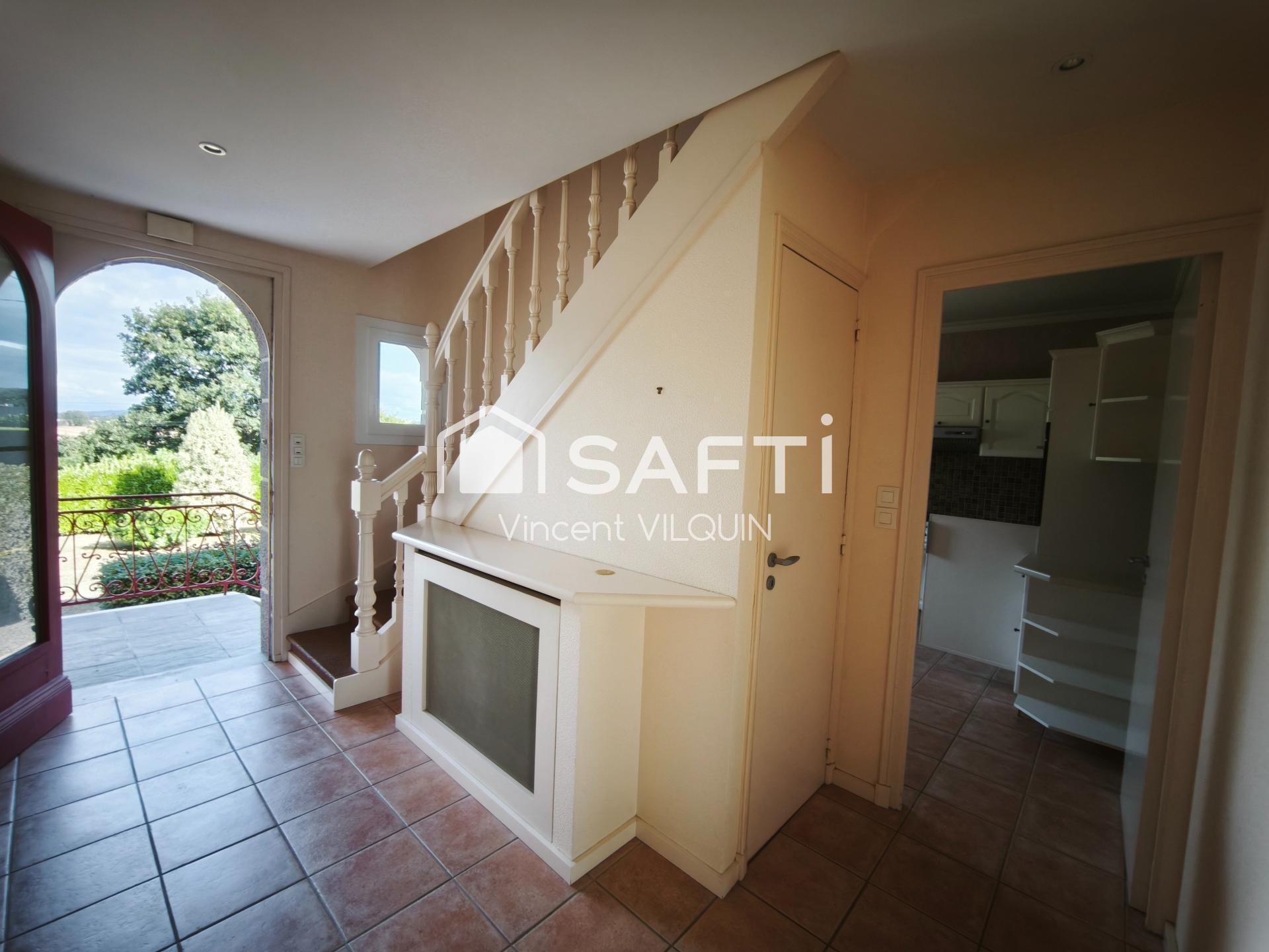 Photo SAFTI — Maison 8 pièces, 146 m² à Pleyber Christ 2