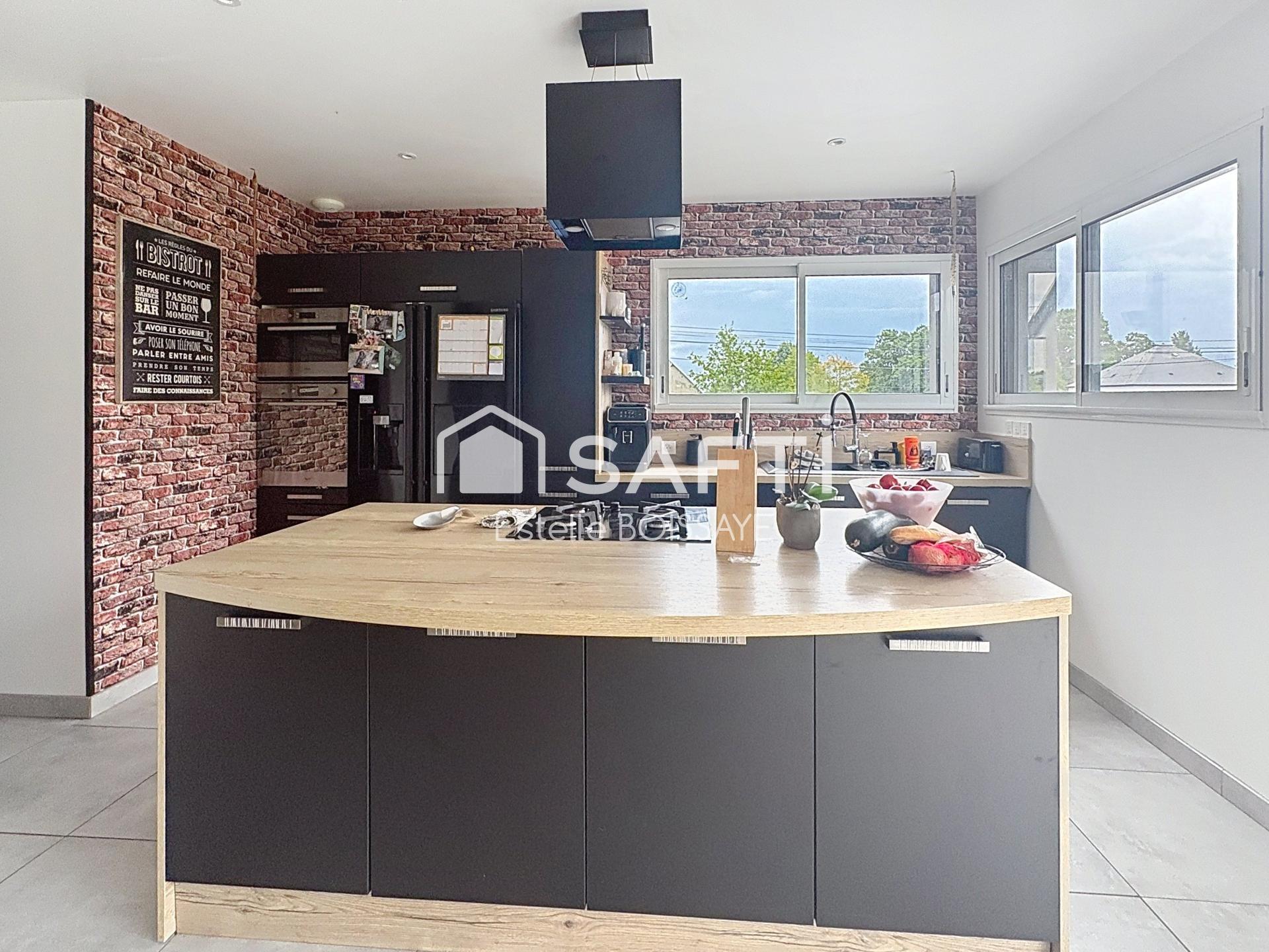 Photo SAFTI — Maison 5 pièces, 110 m² à Souleuvre En Bocage 3