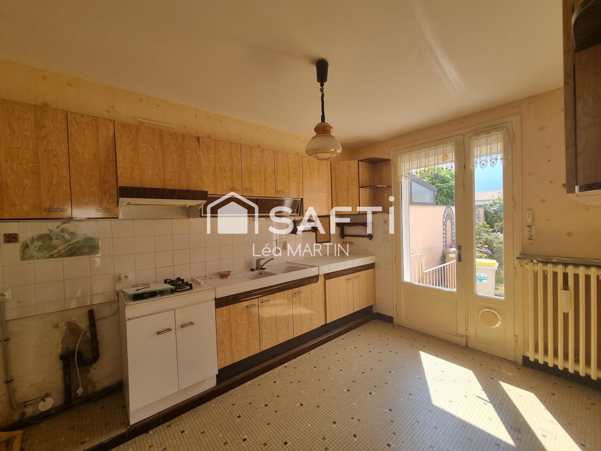 Photo SAFTI — Maison 5 pièces, 98 m² à Le May Sur Evre 2