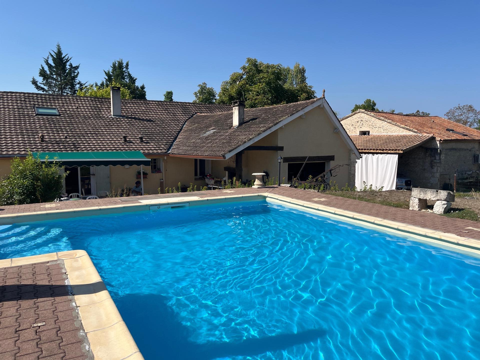 Ensemble immobilier .