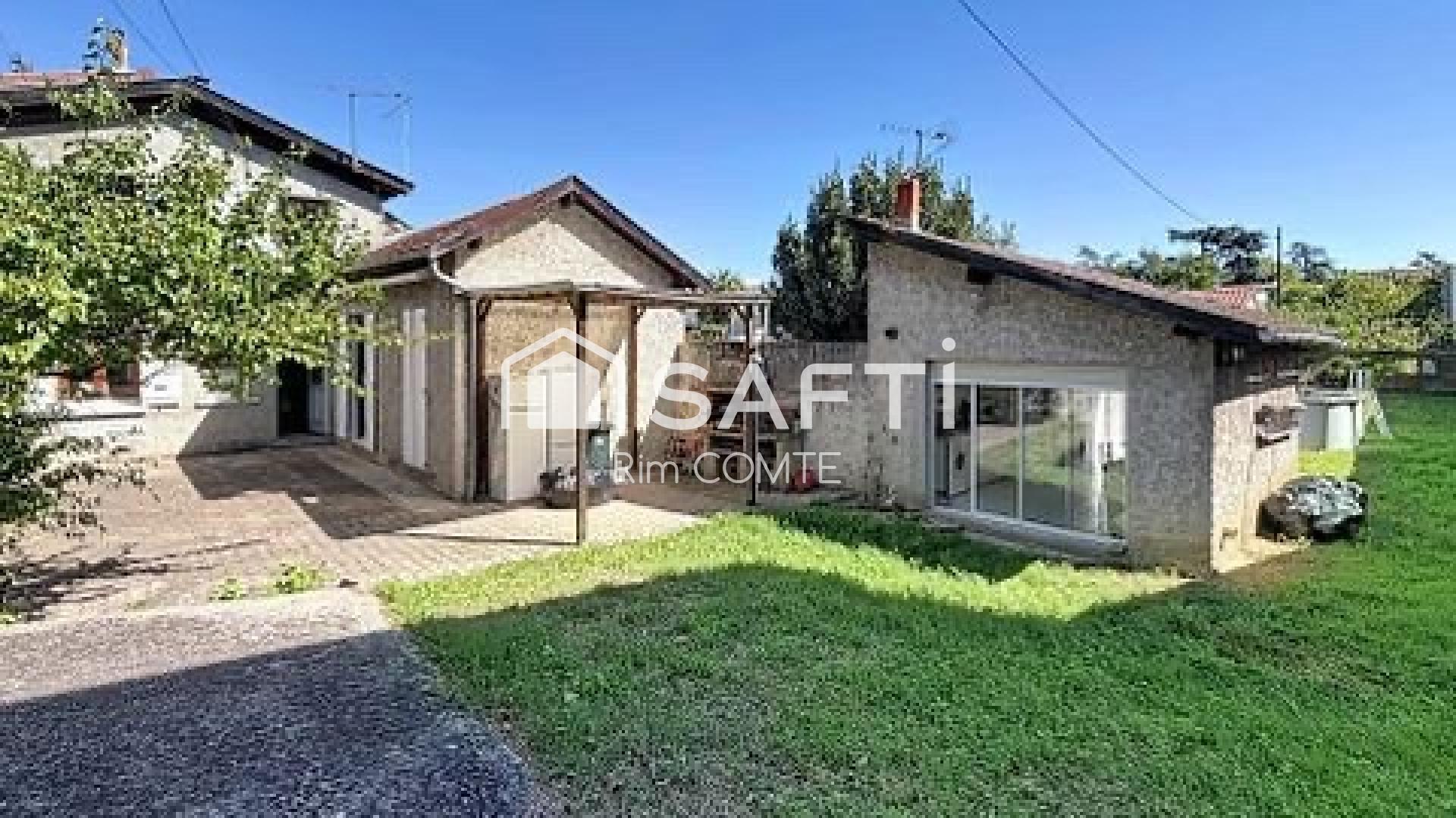 Maison avec studio indépendant – Centre de Roussillon – 70 m² + terrain de 480 m²!!