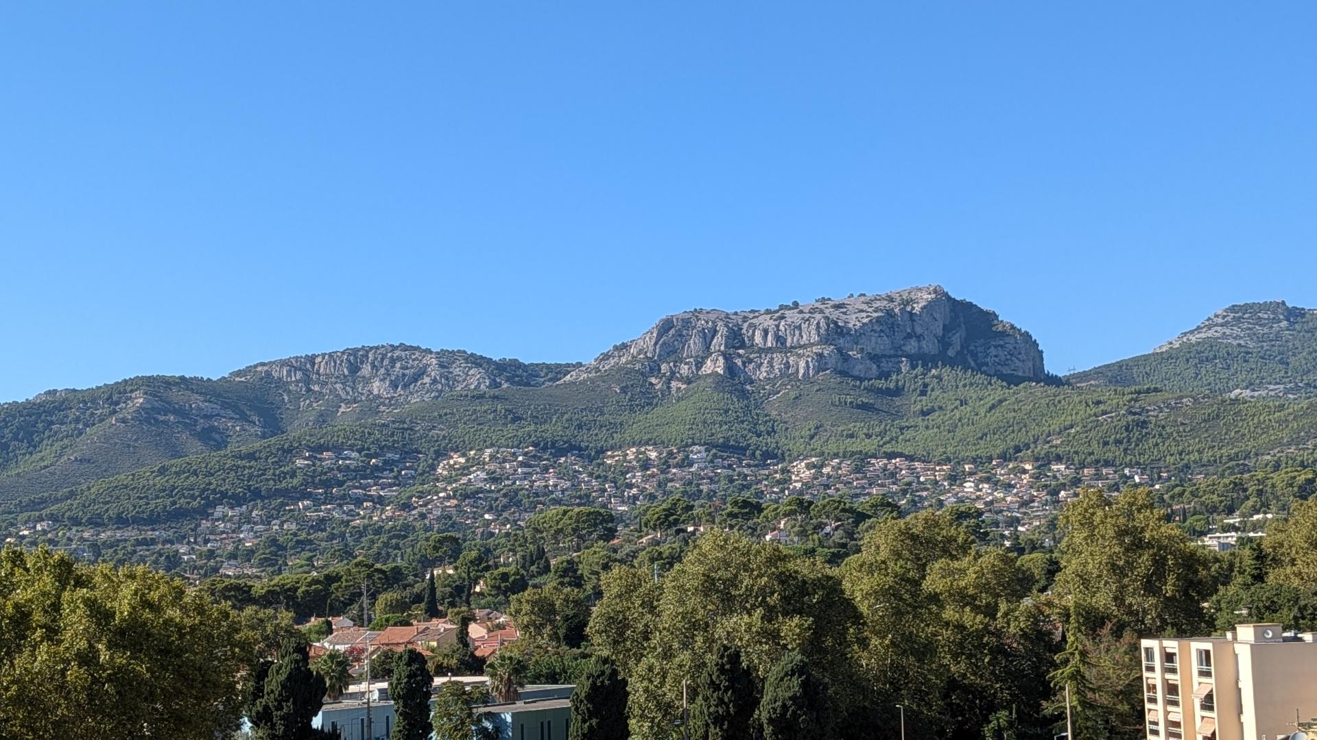Photo SAFTI — Appartement 4 pièces, 80 m² à Toulon