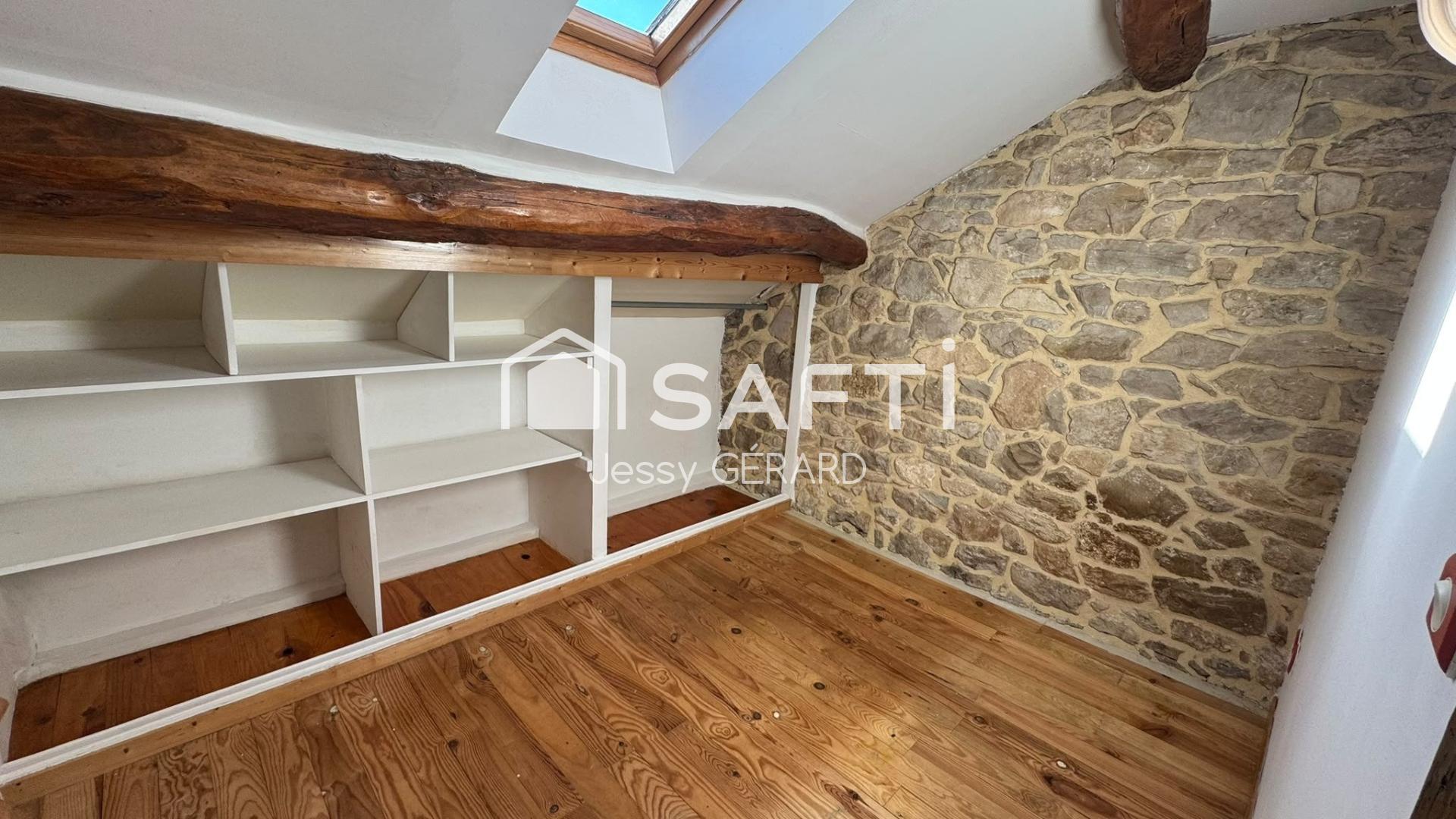 Photo SAFTI — Maison 8 pièces, 197 m² à Groslee Saint Benoit 5