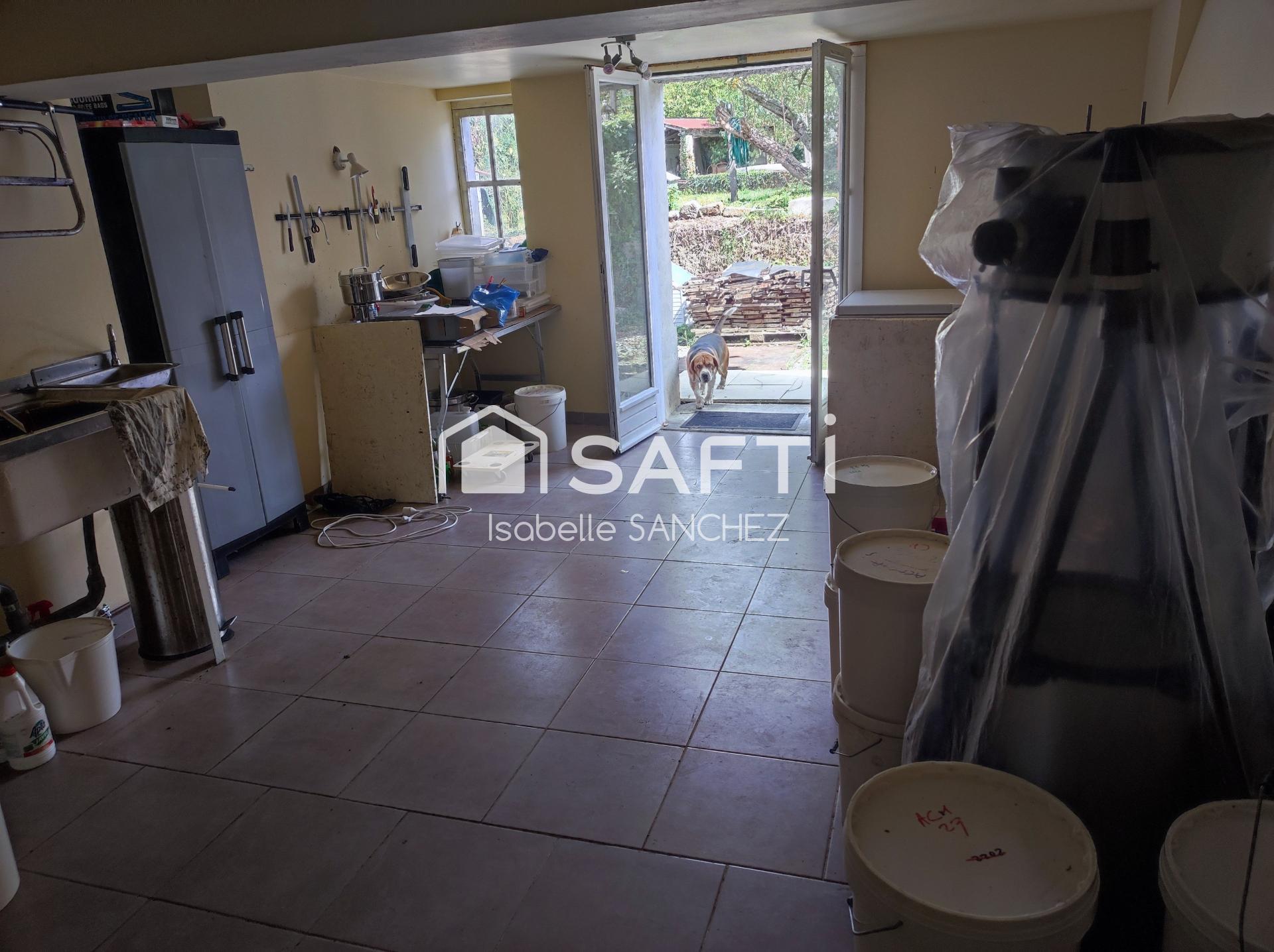 Photo SAFTI — Maison 5 pièces, 110 m² à Montory 3