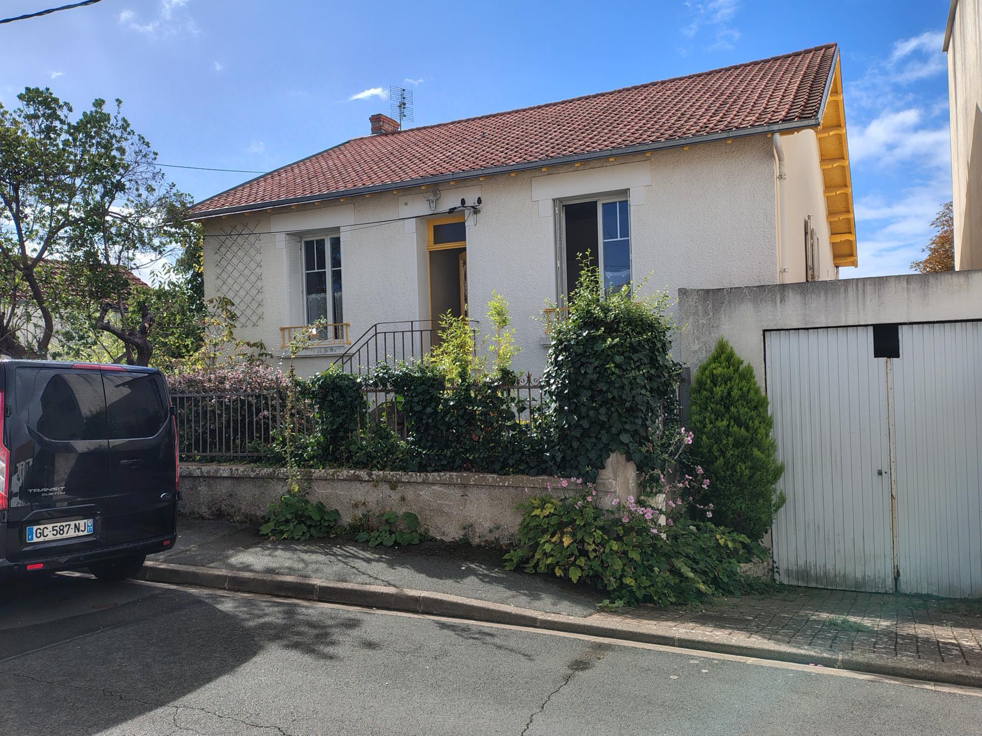 Maison 9 pièces 206 m² · à La Rochelle · 206 m² · 575 000 €