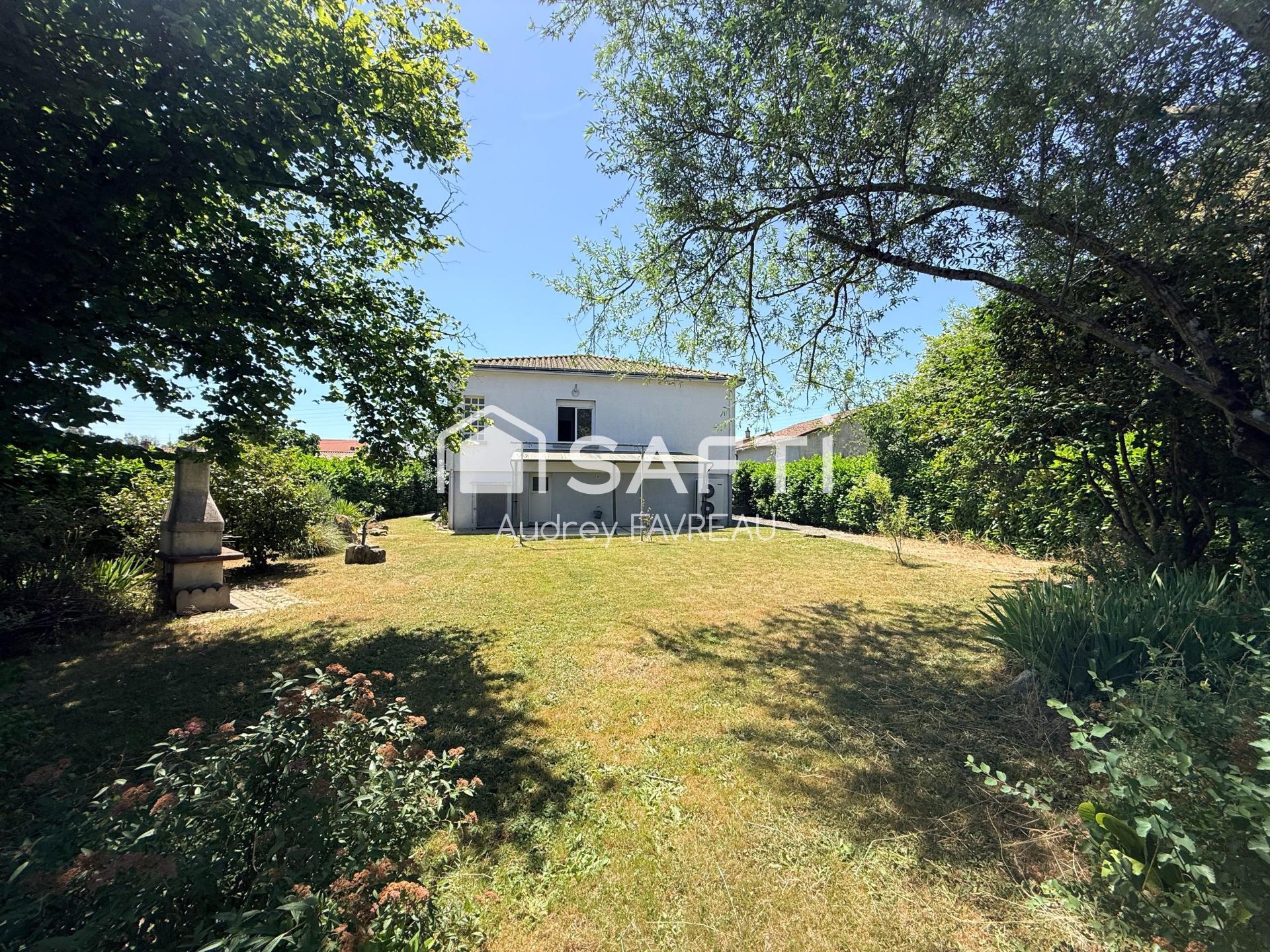 Photo SAFTI — Maison 5 pièces, 168 m² à Parthenay 2