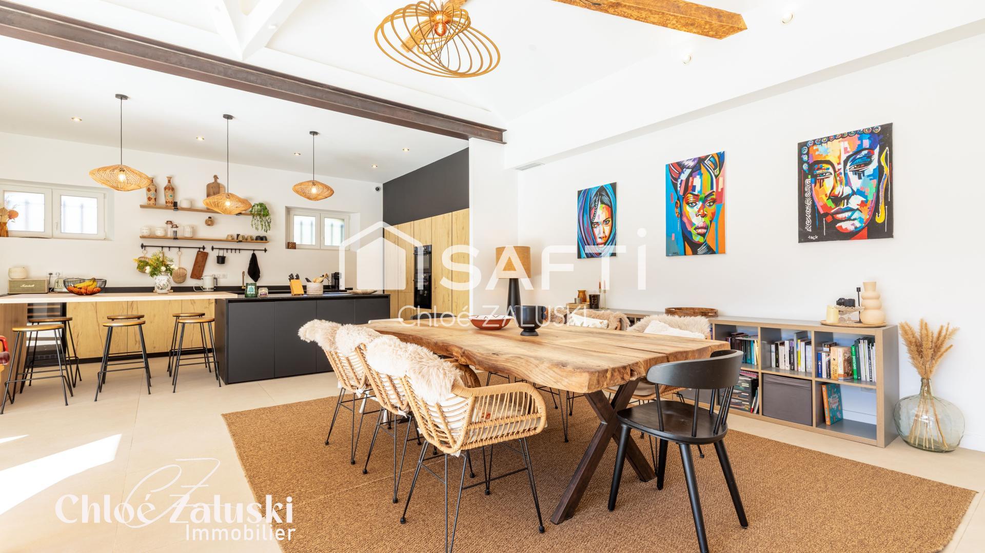 Photo SAFTI — Maison 6 pièces, 280 m² à Saint Raphael 3