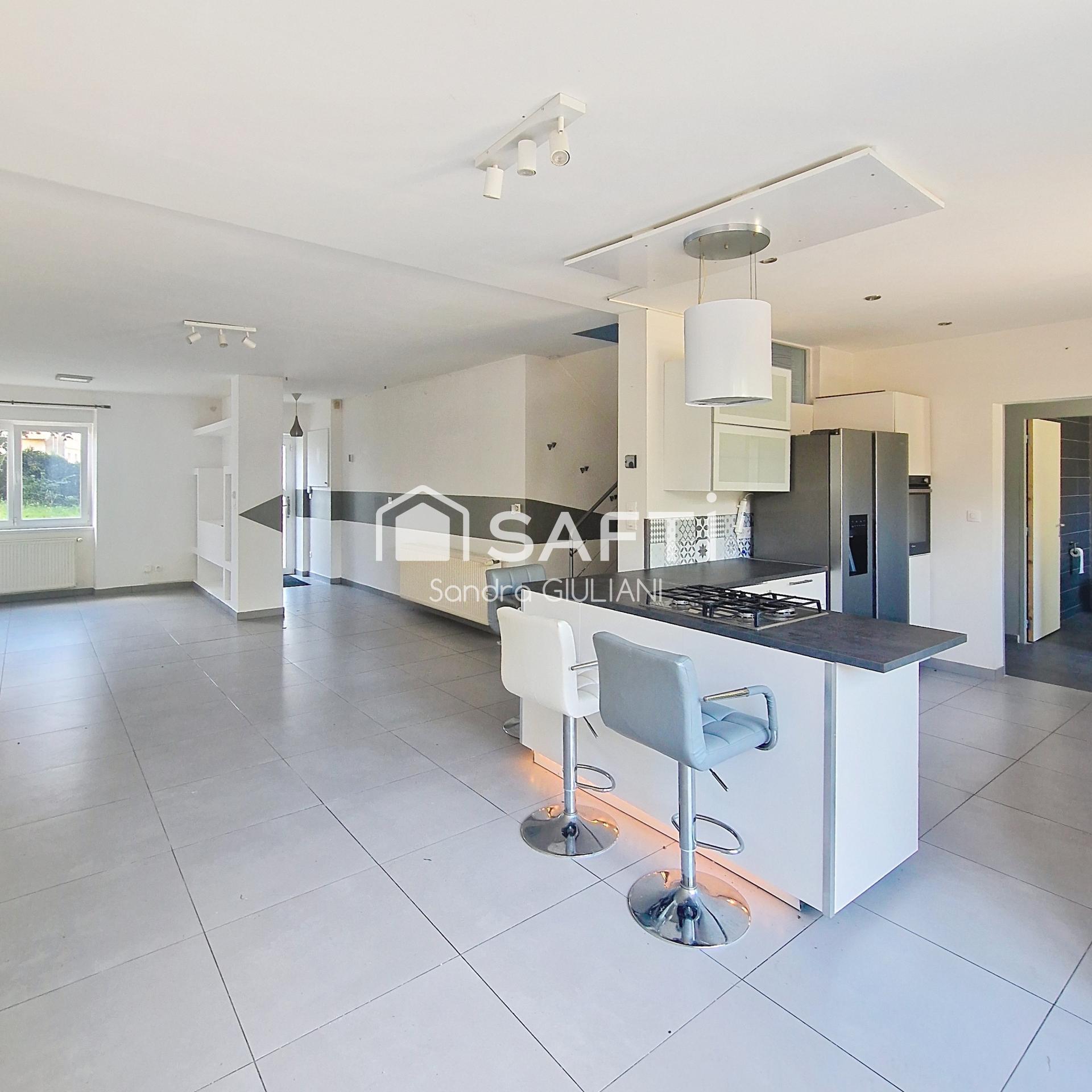 COUP DE CŒUR ! Maison rénovée de 156 m² – 4 chambres – Jardin – Garage et terrasse !