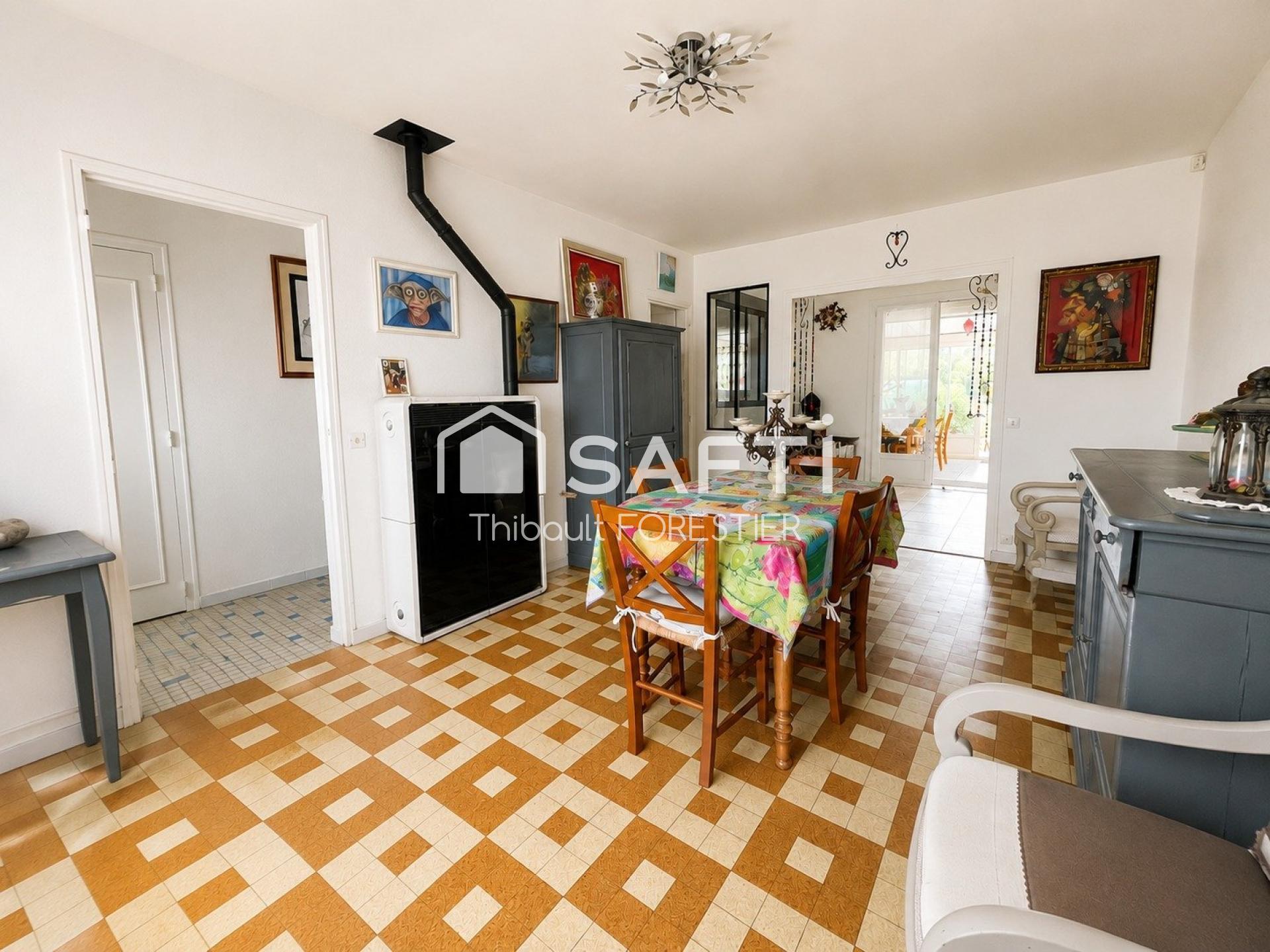 Photo SAFTI — Maison 6 pièces, 108 m² à Gesnes Le Gandelin 2