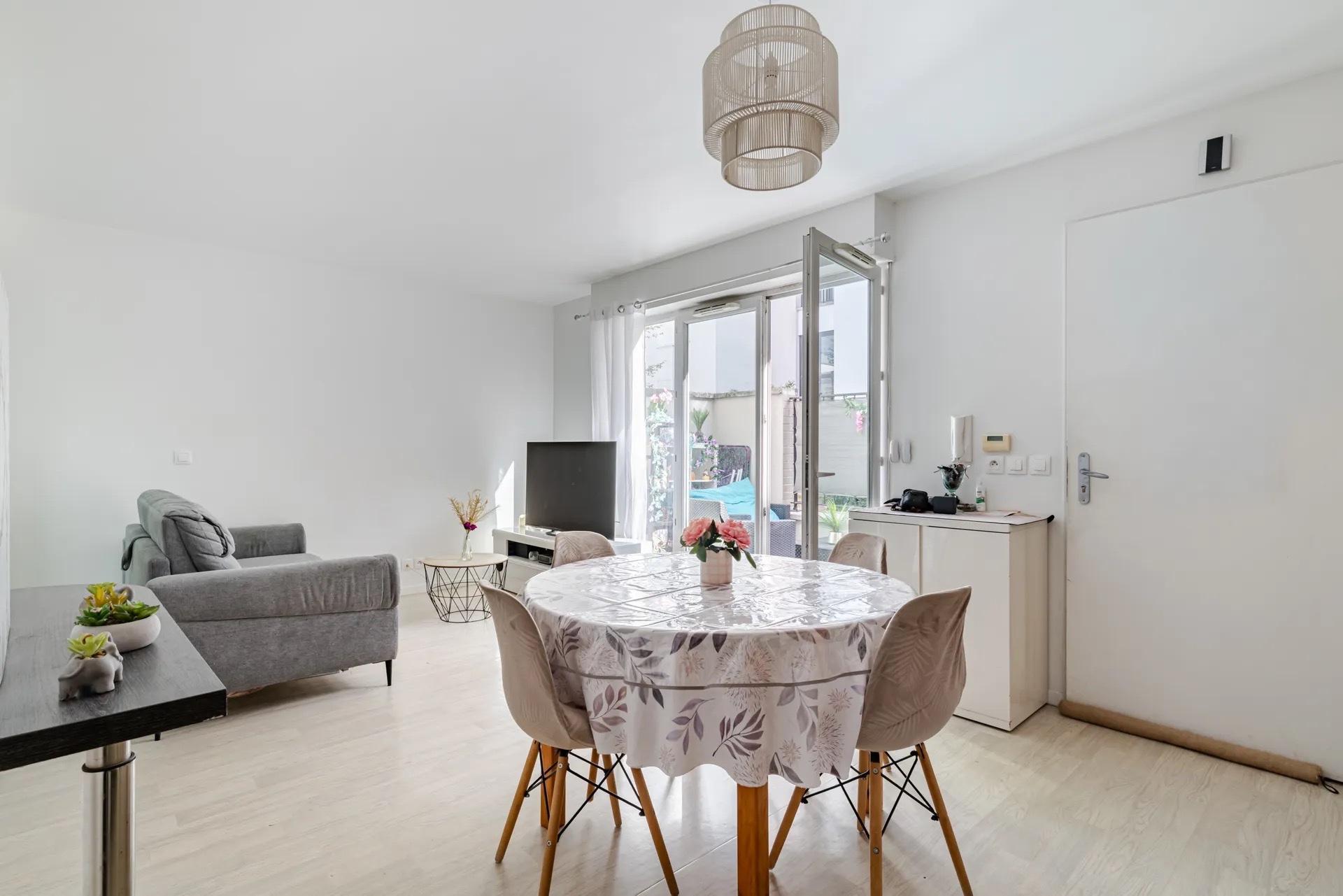 Photo SAFTI — Maison 3 pièces, 65 m² à Stains 2