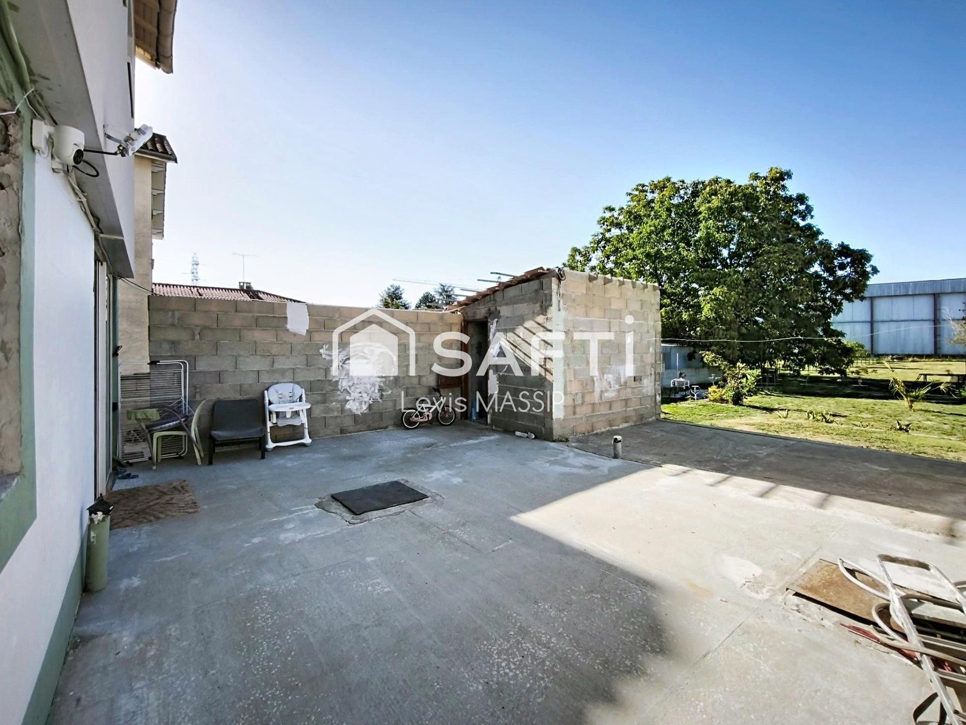 Photo SAFTI — Maison 7 pièces, 100 m² à Bon Encontre 2
