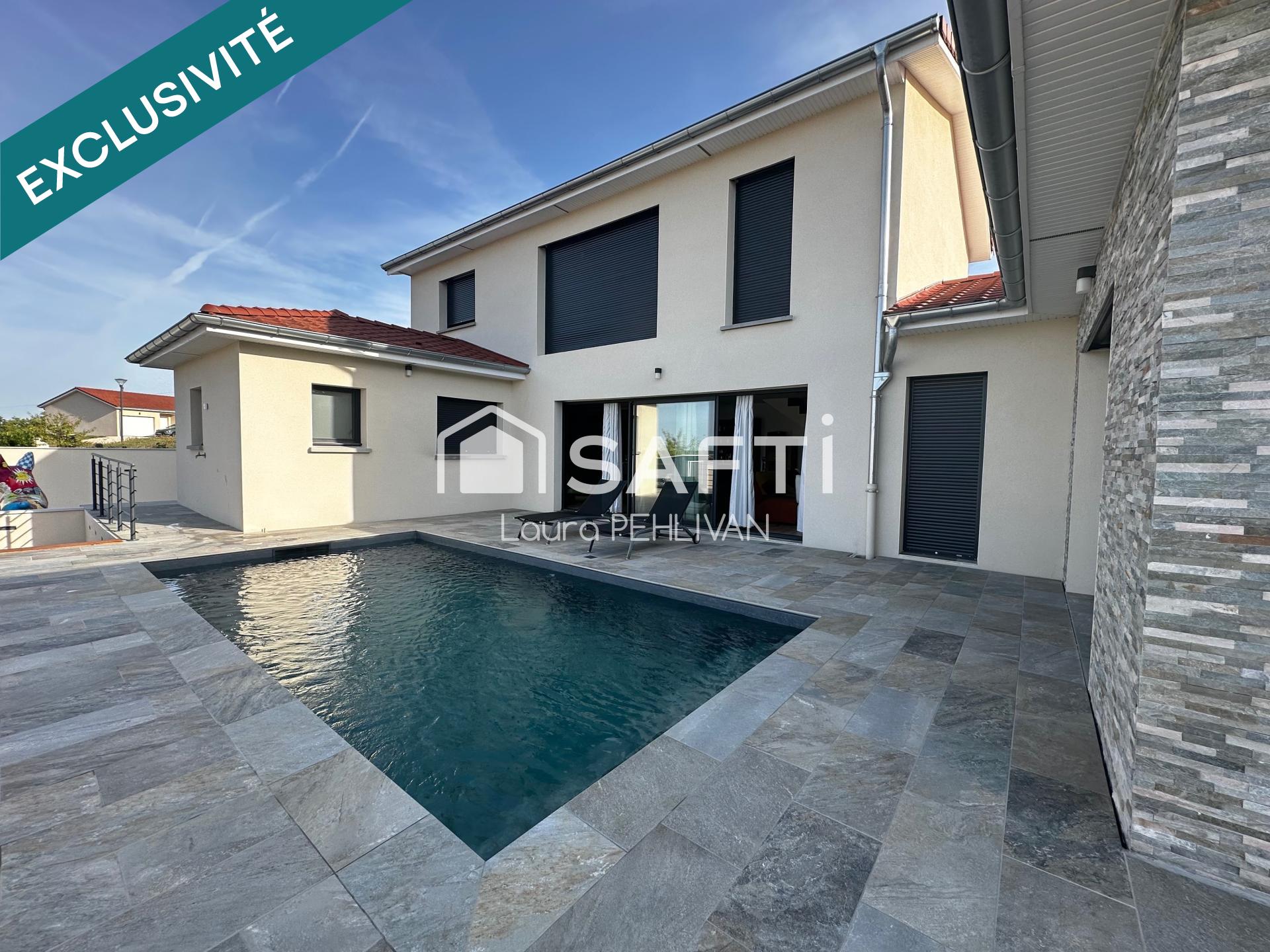 Magnifique villa contemporaine avec piscine et vue