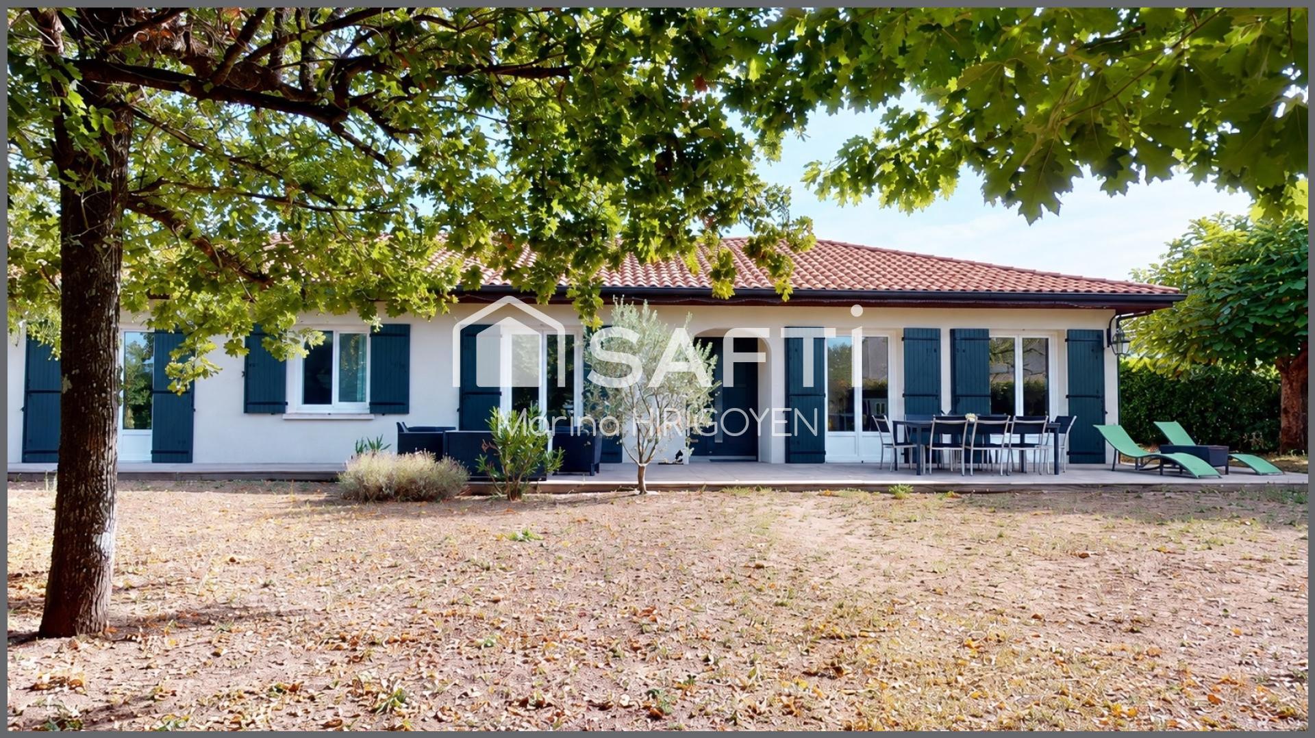 Photo SAFTI — Maison 5 pièces, 130 m² à Saint Medard D'eyrans