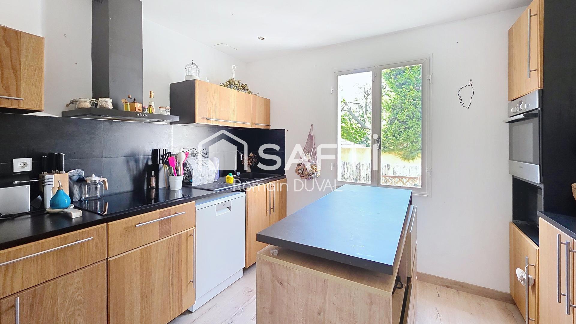 Photo SAFTI — Maison 4 pièces, 86 m² à Six Fours Les Plages 3