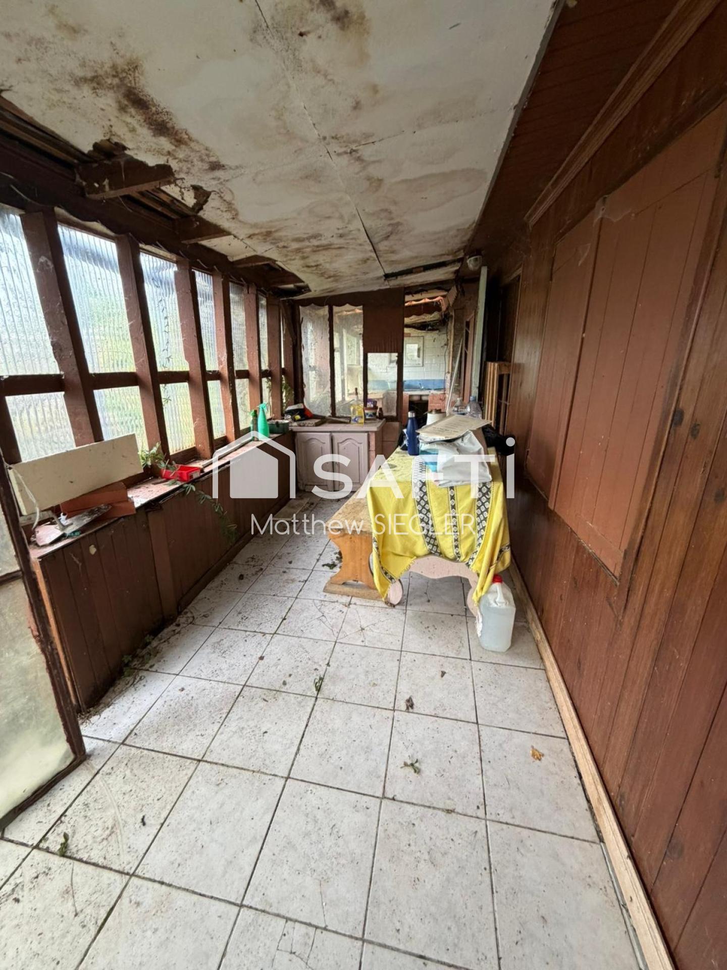 Maison 4 pièces 120 m² · à Avrille-les-Ponceaux · 120 m² · 80 000 €