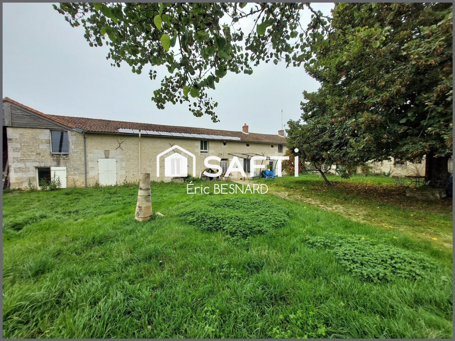 Propriété avec gîtes 14 pièces 278m2 environ 86200 Sammarçolles