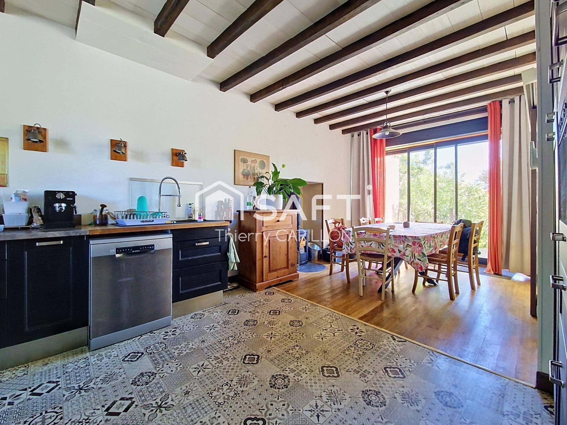Photo SAFTI — Maison 6 pièces, 125 m² à Saint Maixent L'ecole 4
