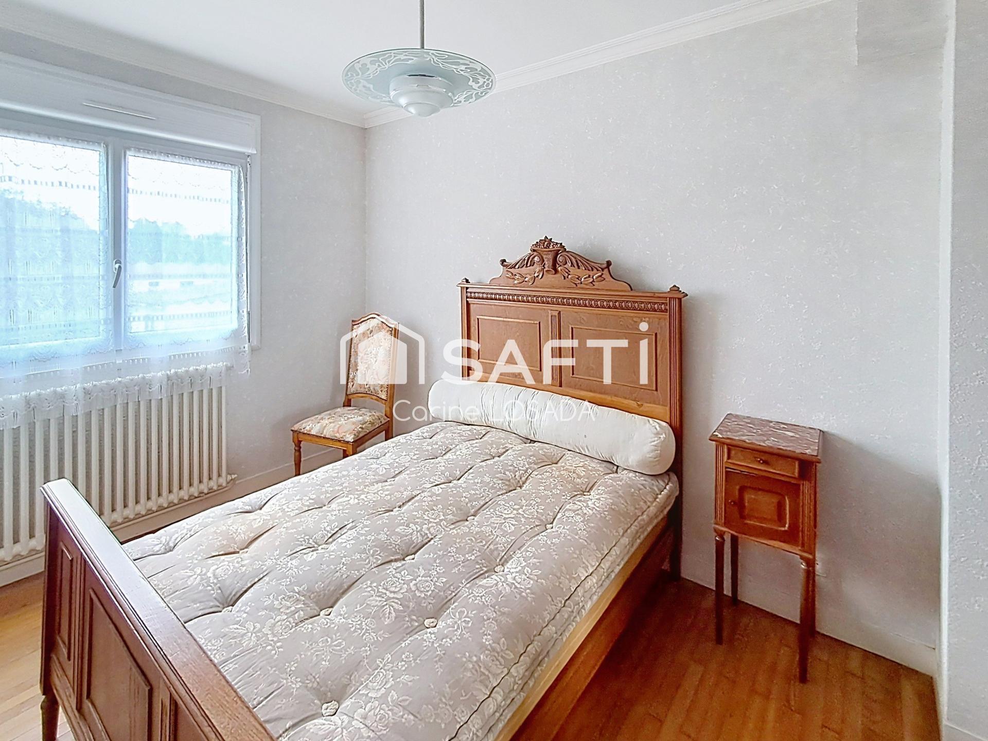 Photo SAFTI — Maison 7 pièces, 107 m² à Les Magnils Reigniers 4