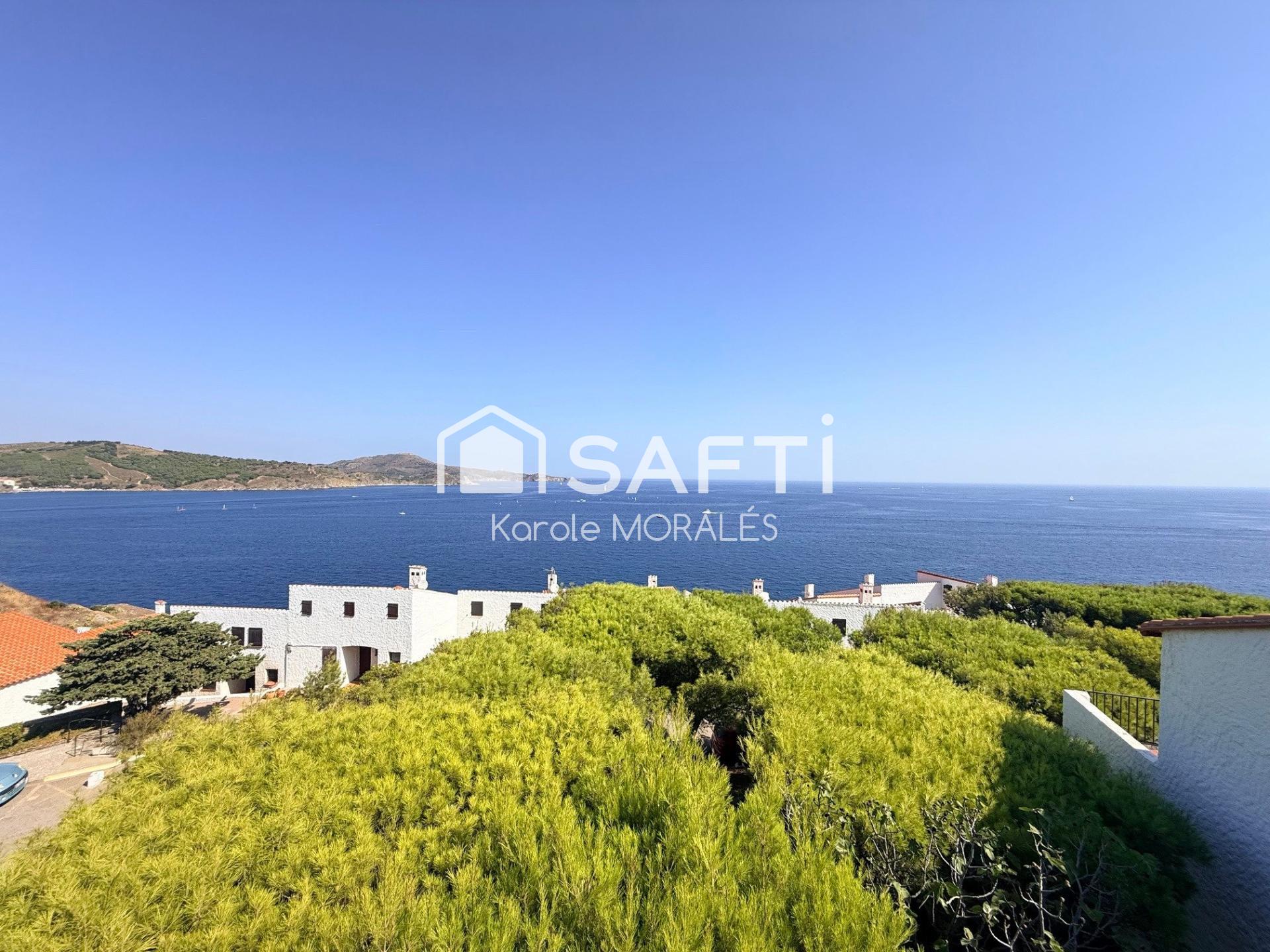 BANYULS-SUR-MER, VILLA DE 140M2, VUE BAIE ET CAP BEART, DANS RESIDENCE SECURISEE, A 2 MIN D UNE BELLE CRIQUE