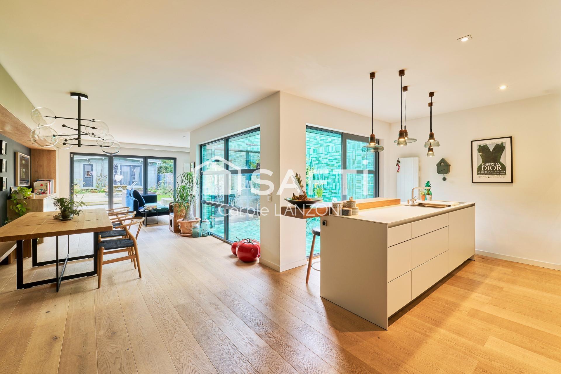 Photo SAFTI — Maison 6 pièces, 185 m² à Rennes 2