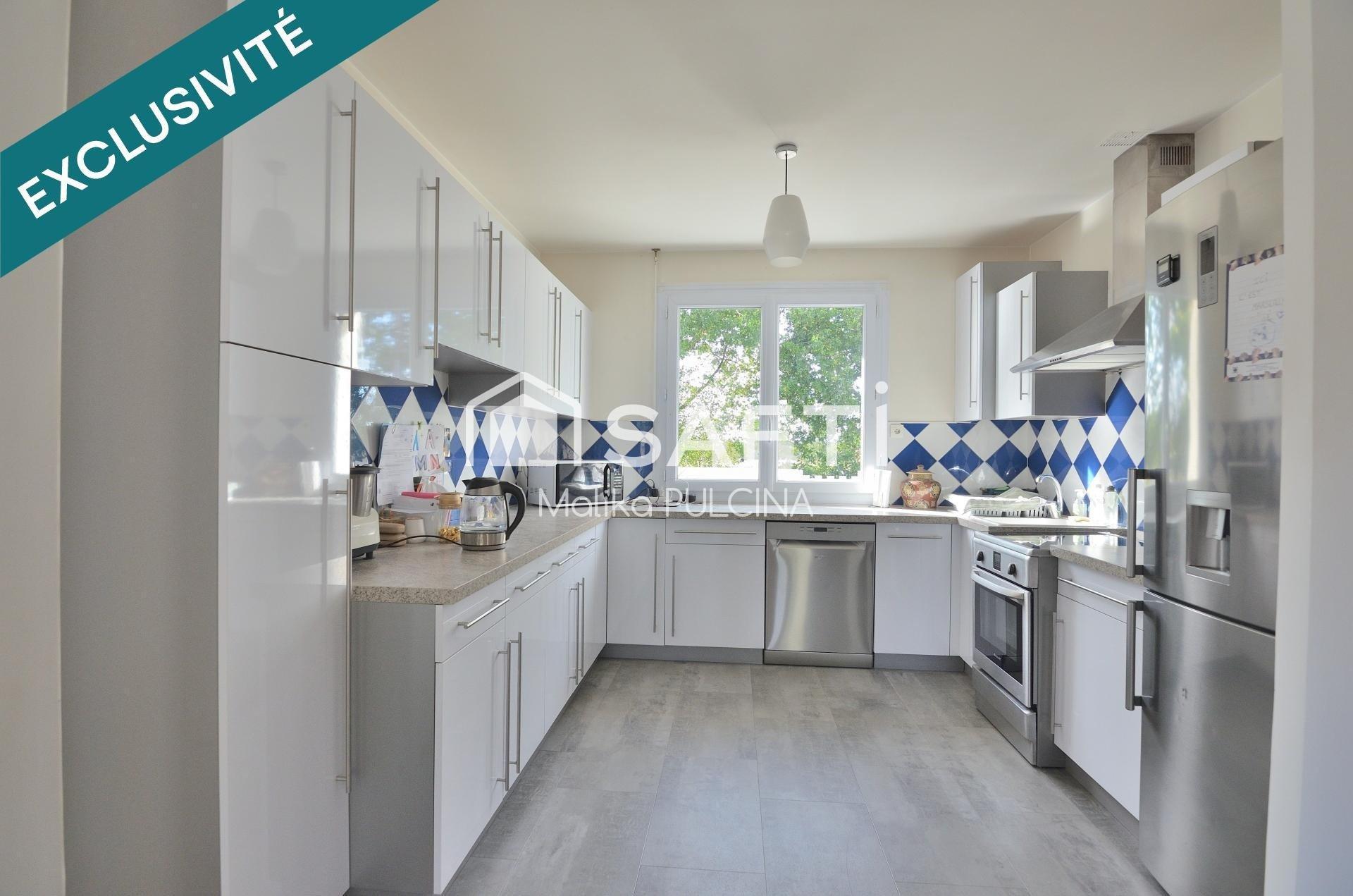 Photo SAFTI — Maison 4 pièces, 81 m² à Grosbreuil 5