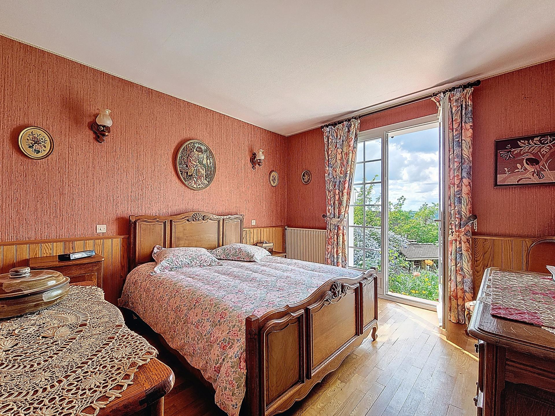 Photo SAFTI — Maison 4 pièces, 82 m² à Saint Martin La Garenne 5