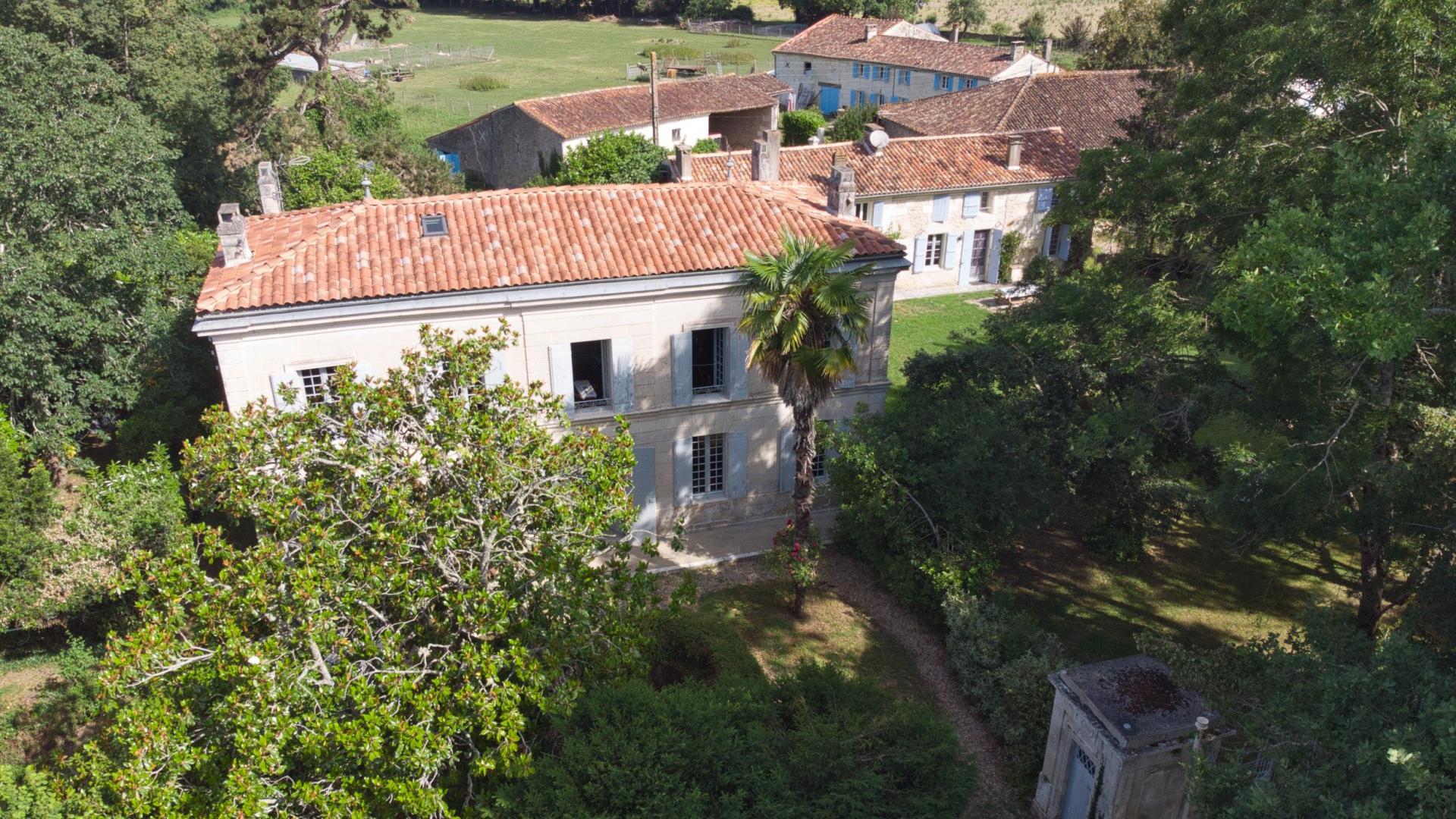 Photo 12 of the listing.