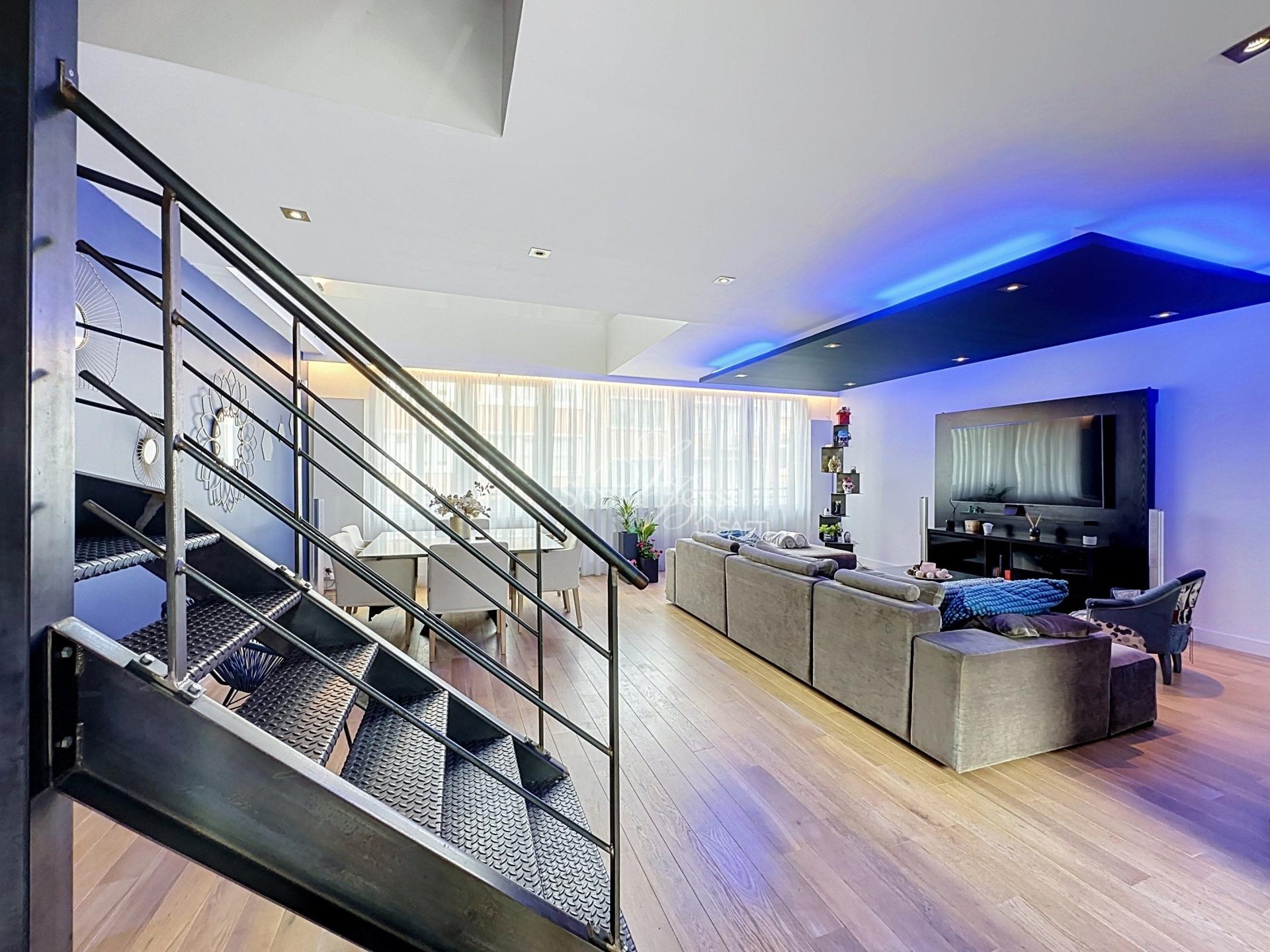 Maison 8 pièces 284 m² · à Lens · 284 m² · 329 900 €