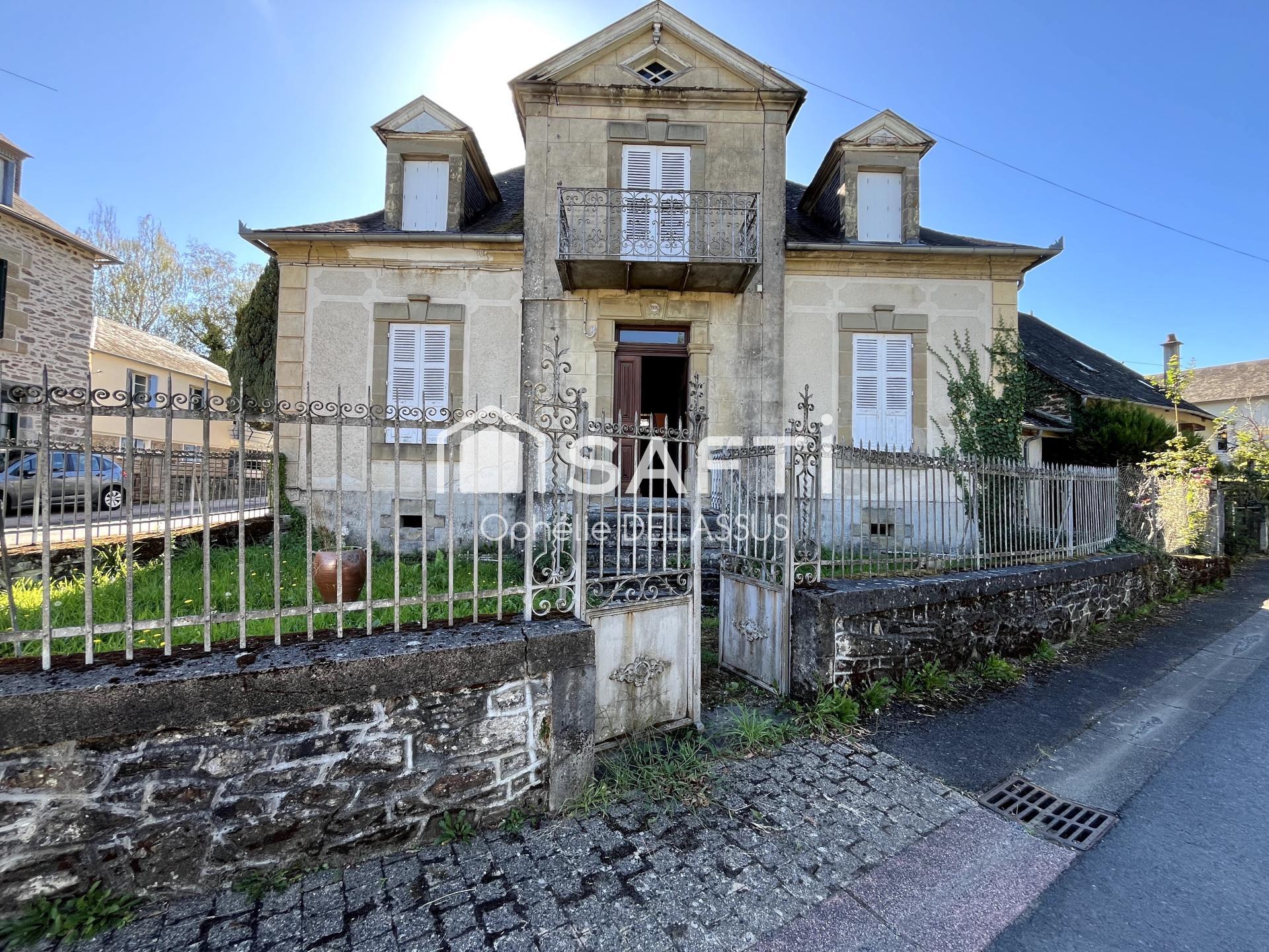 MAISON DE CARACTÈRE AVEC TERRAIN ET BOIS