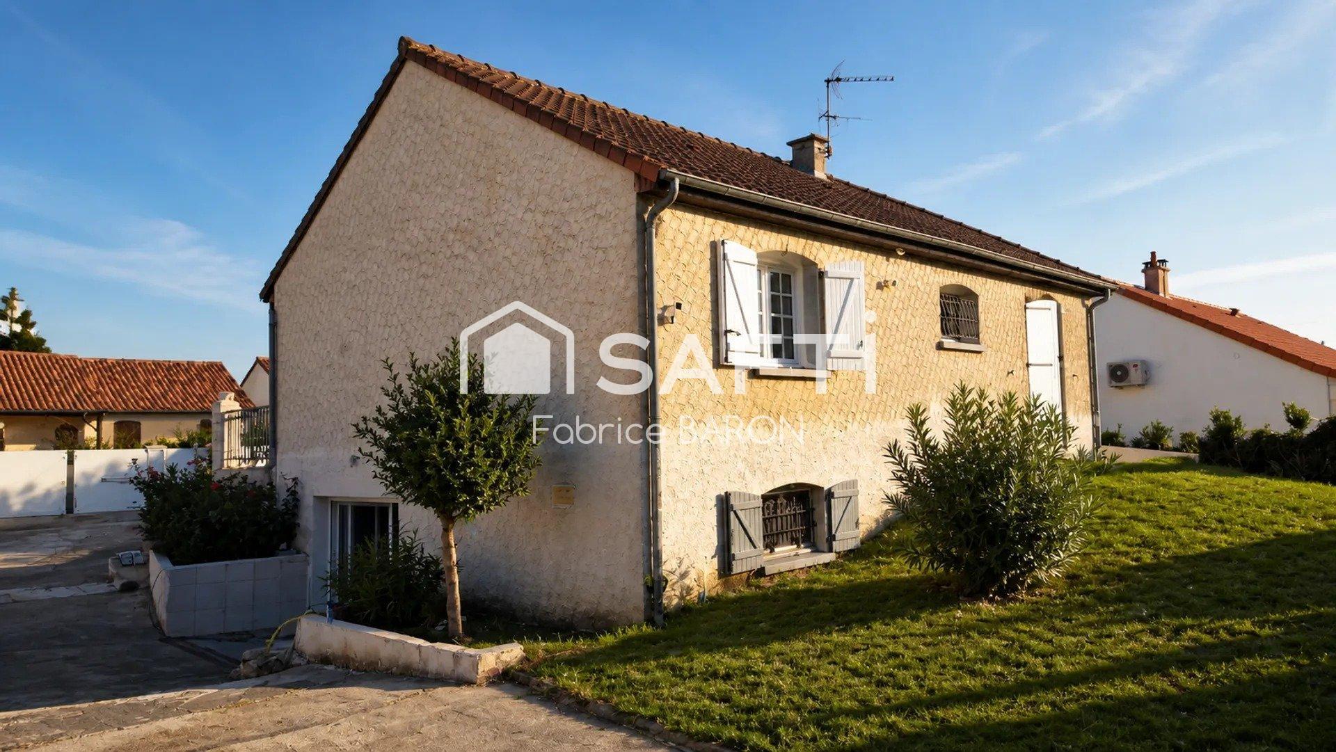 Photo SAFTI — Maison 7 pièces, 178 m² à Naintre 2