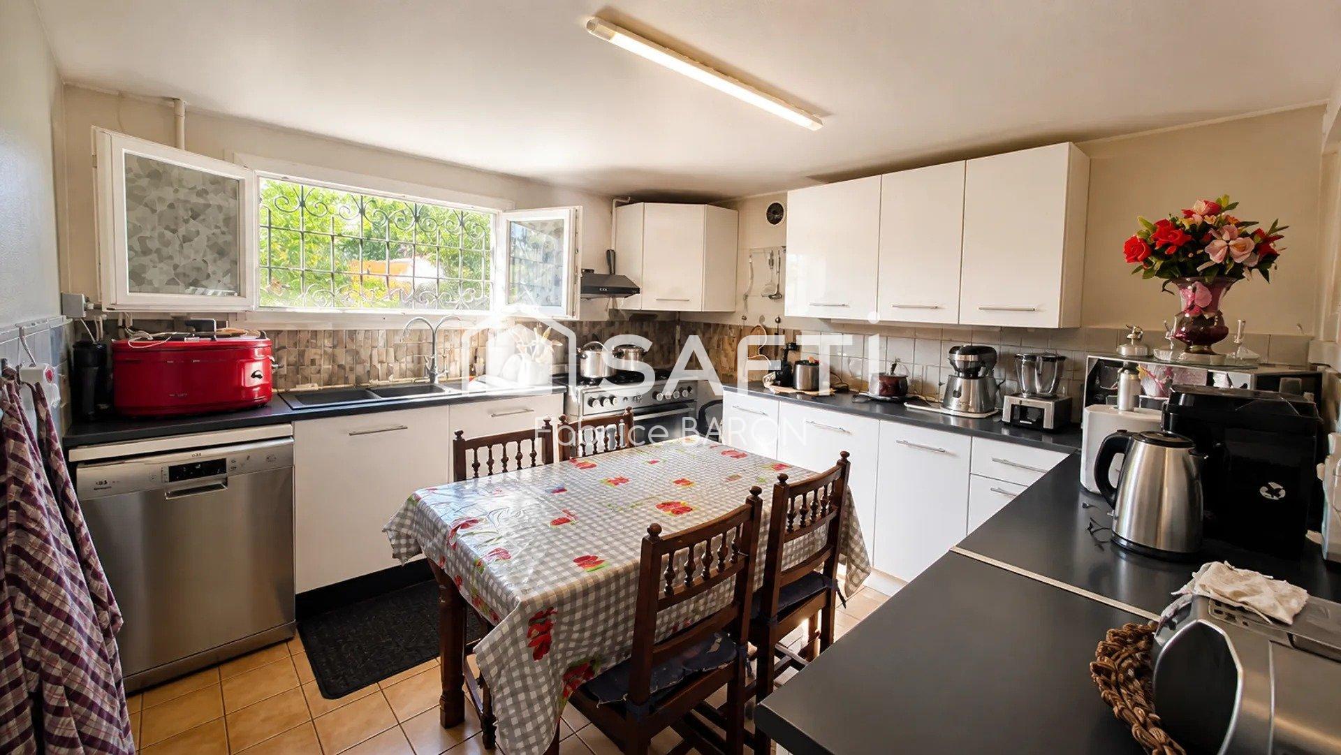 Photo SAFTI — Maison 7 pièces, 178 m² à Naintre 5