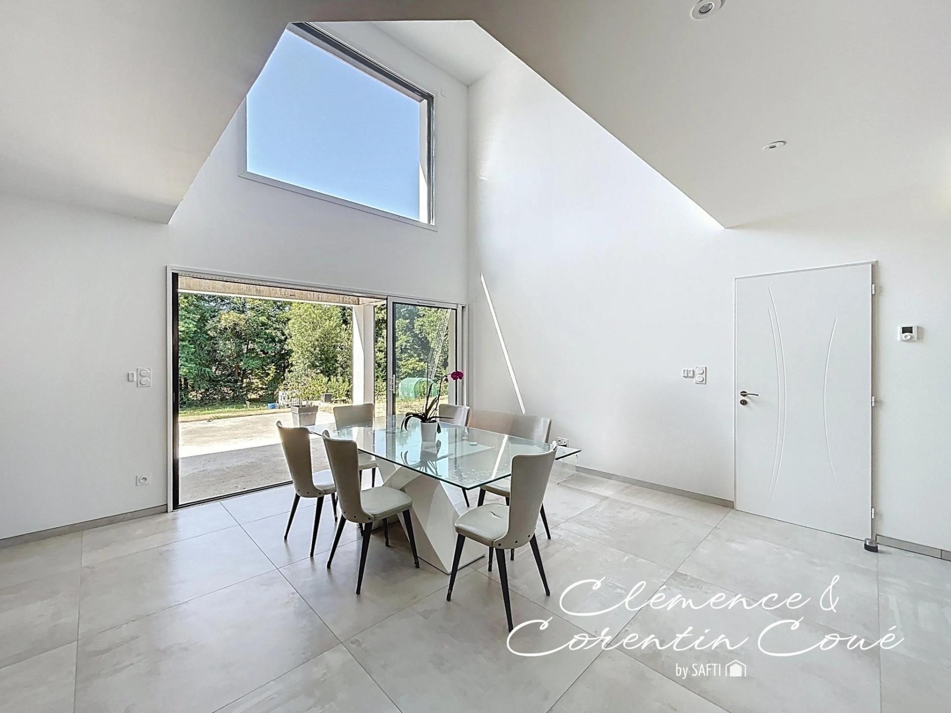Photo SAFTI — Maison 6 pièces, 186 m² à Cande 4