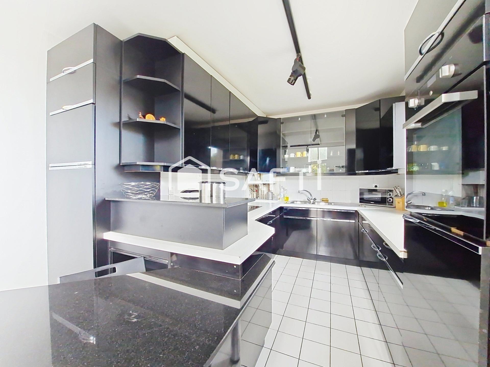 Photo SAFTI — Appartement 4 pièces, 112 m² à Rosny Sous Bois 3
