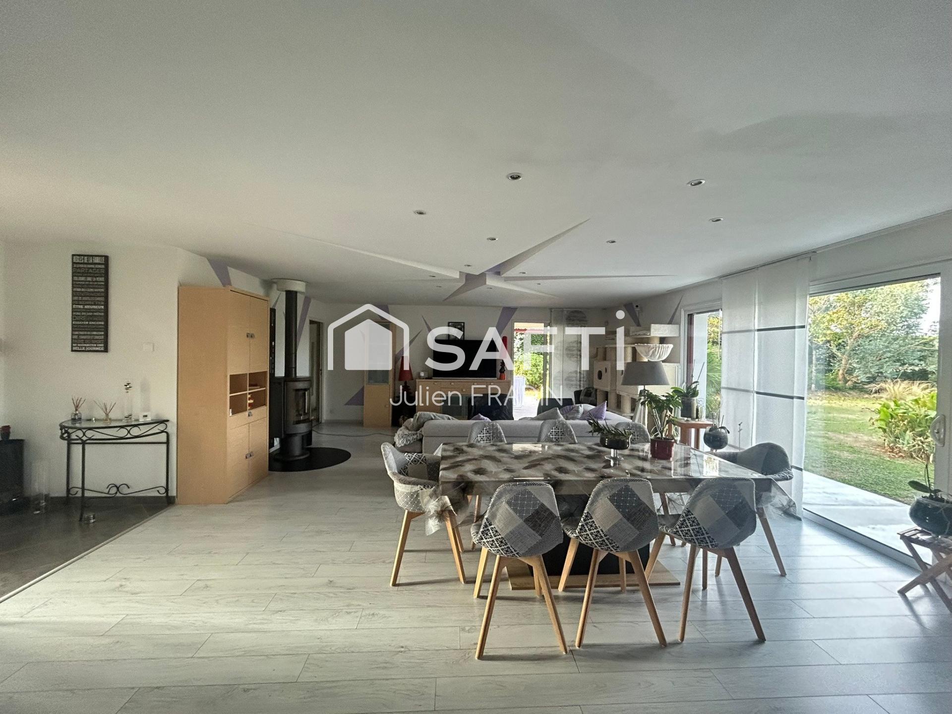 Maison 7 pièces 158 m² · à Divatte-sur-Loire · 158 m² · 399 000 €