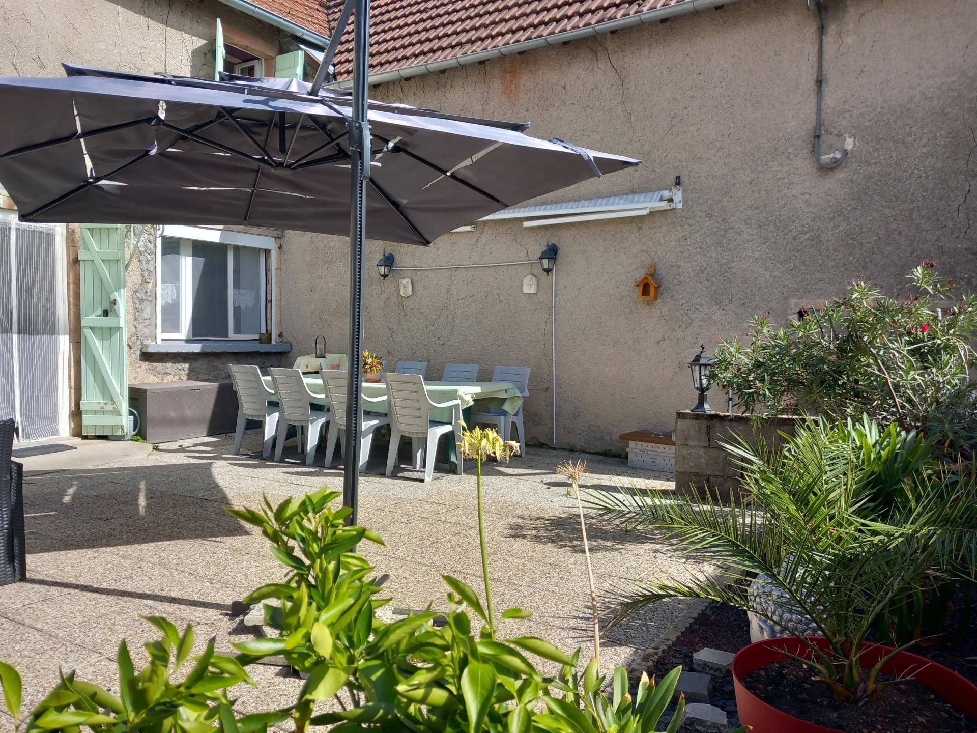 Maison 4 pièces 111 m² · à Fresne-Saint-Mamès · 111 m² · 99 000 €