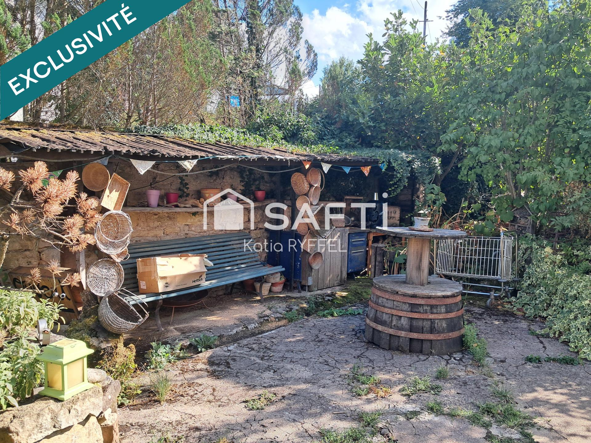 Sans travaux, cuisine aménagée, 3061m² de terrain arboré, petit paradis