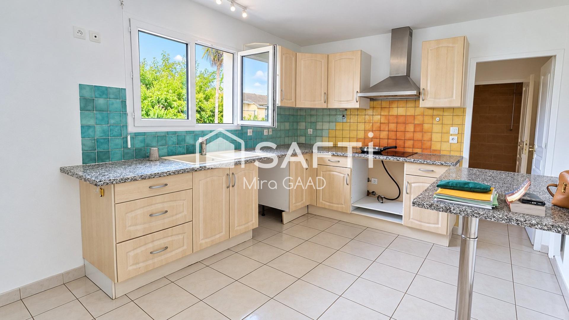 Photo SAFTI — Maison 5 pièces, 125 m² à Saint Sulpice La Pointe 5