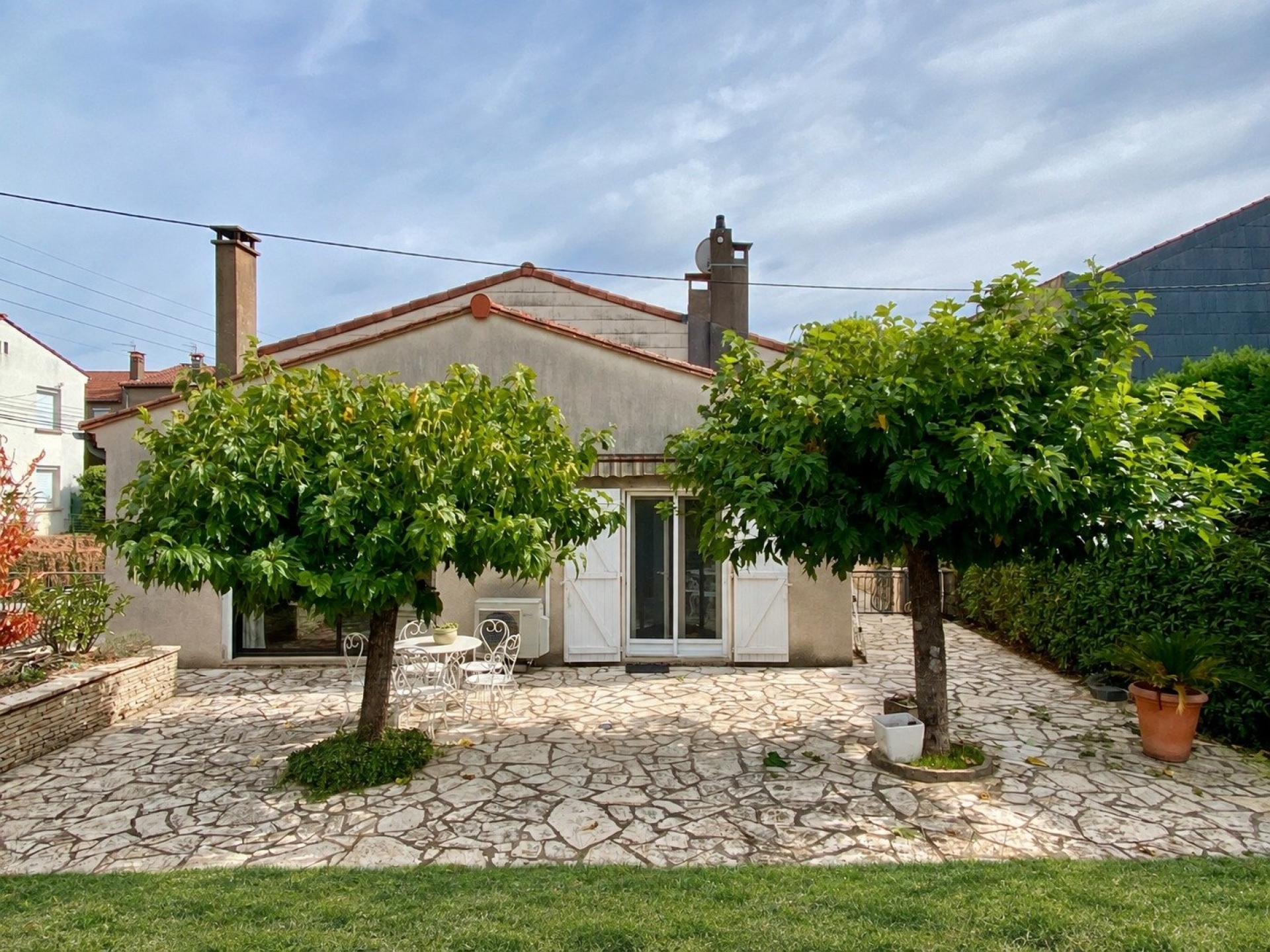 Maison 7 pièces 140 m² · à Mazamet · 140 m² · 265 000 €